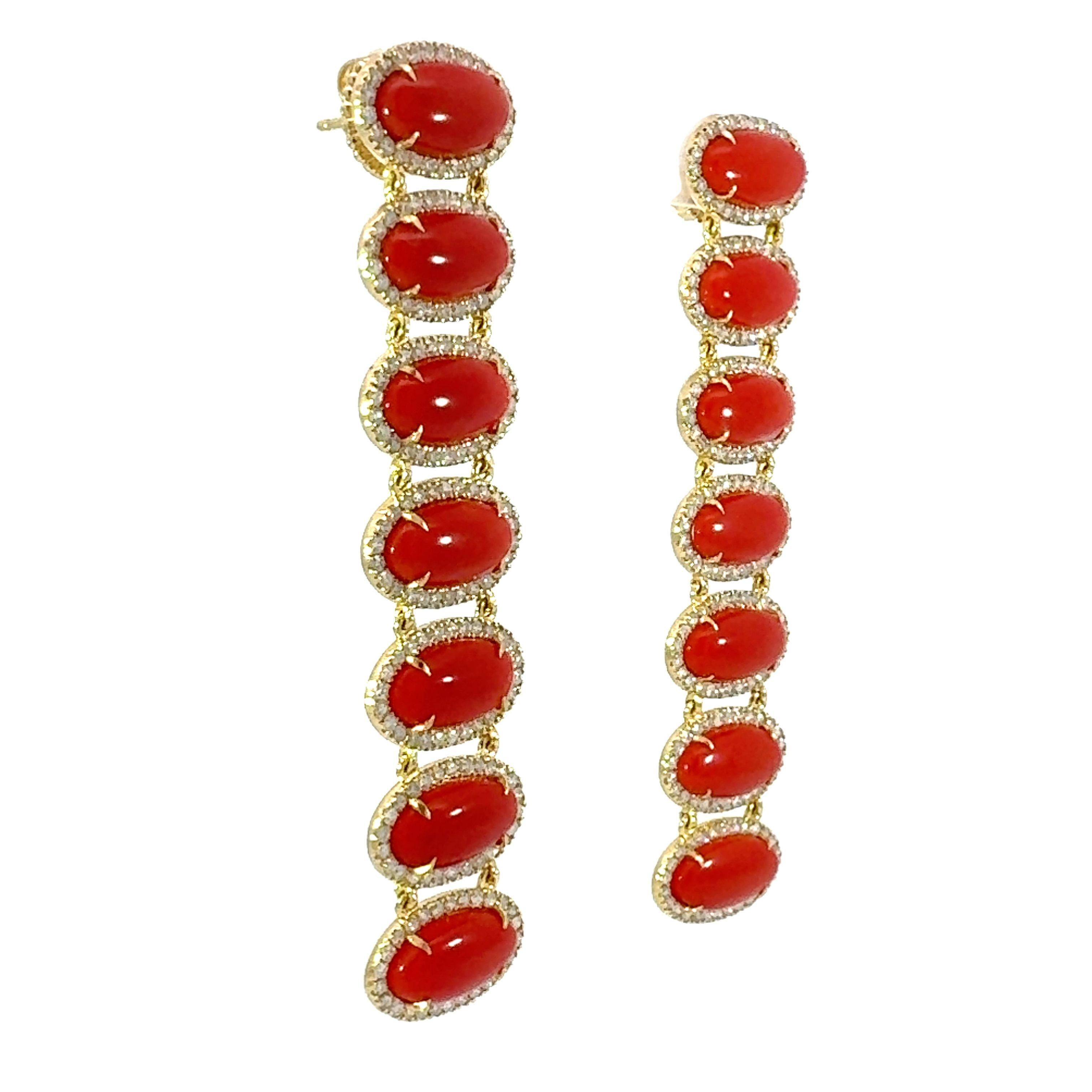 Taglio misto Orecchini in corallo naturale e diamanti 18Kt in vendita