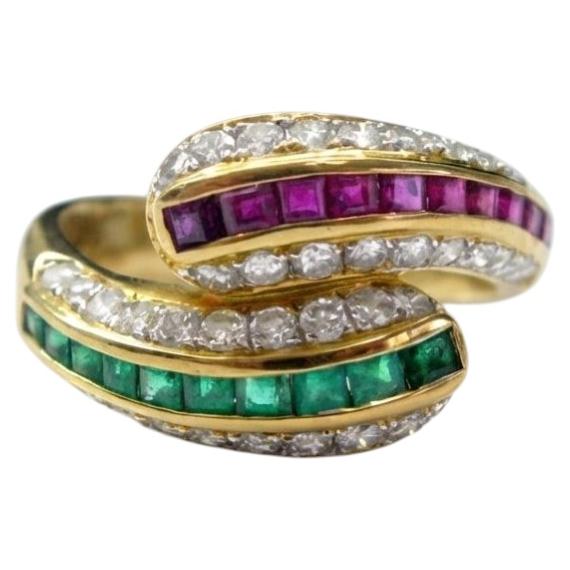 18Kt Natural Sapphire Emerald Diamond Cocktail ByPass Ring 1.77CT Gold For Sale