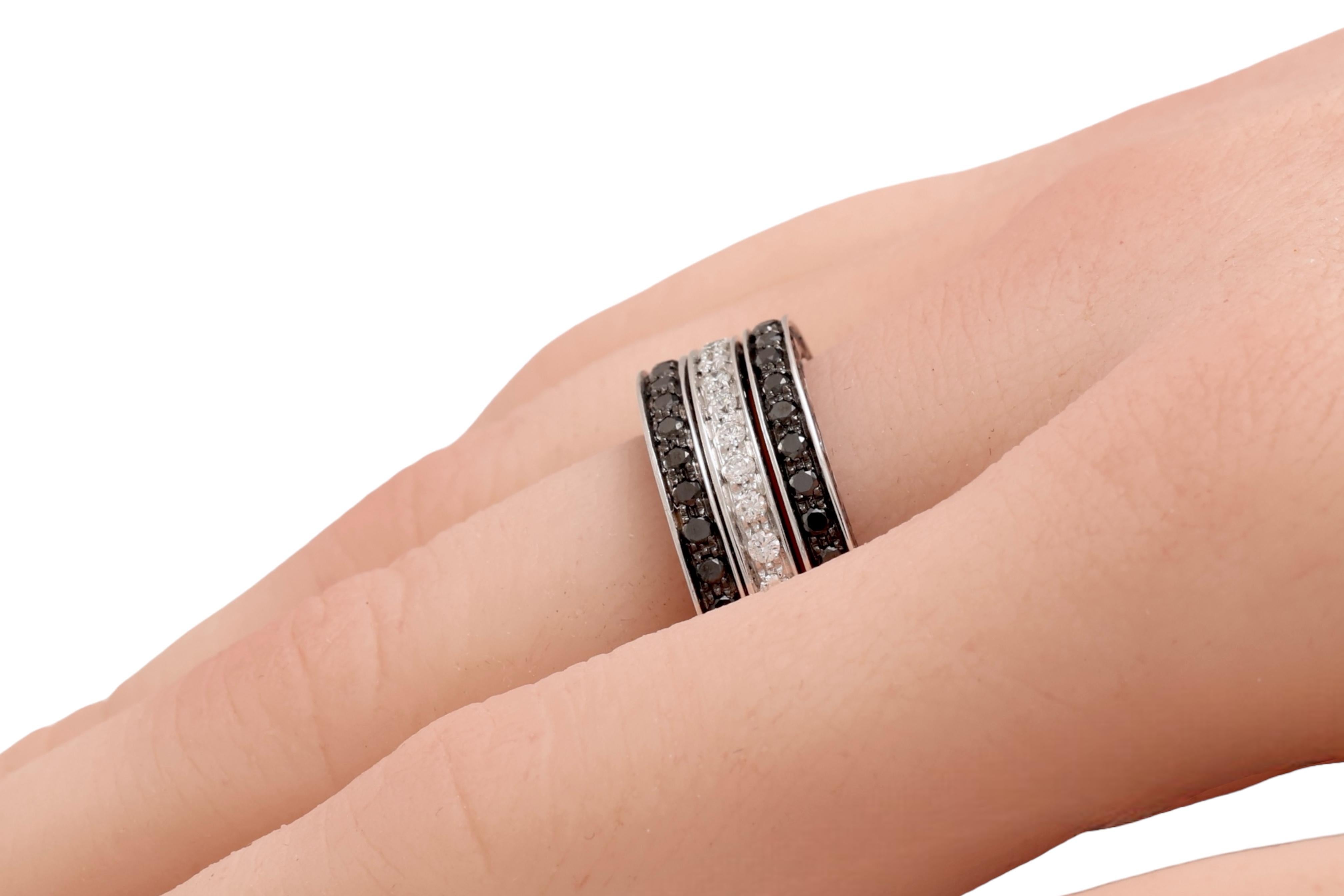 Ciondolo 18kt con 4,3ct di diamanti bianchi e neri che può essere trasformato in un triplo anello in vendita 12