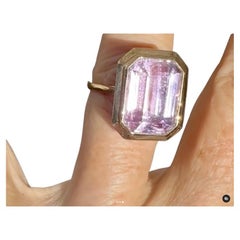 18kt Pink Emerald cut Kunzite ring