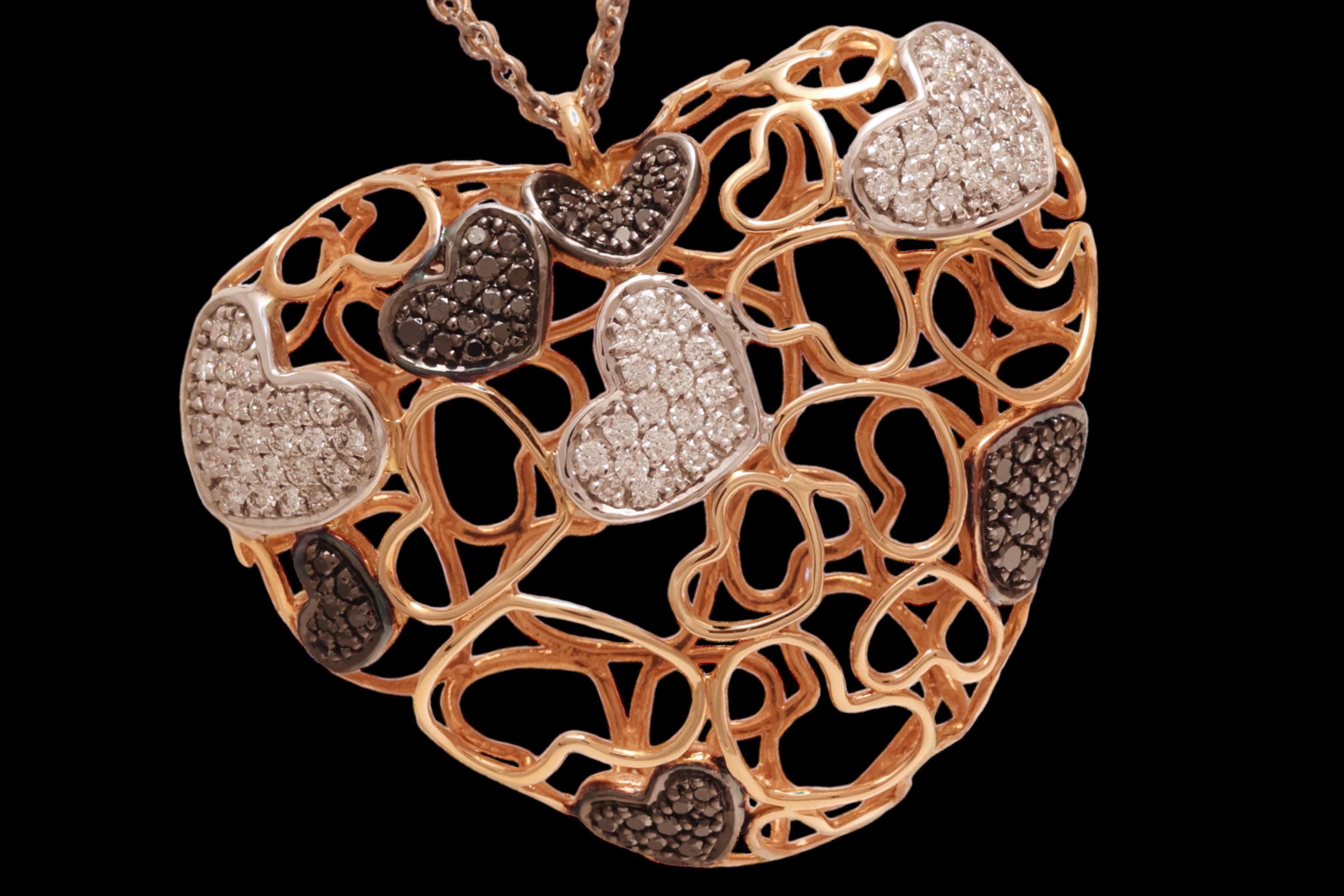 18kt Pink Gold 1.34ct White and 0.84 Ct Black Diamonds Heartshaped Necklace For Sale 1