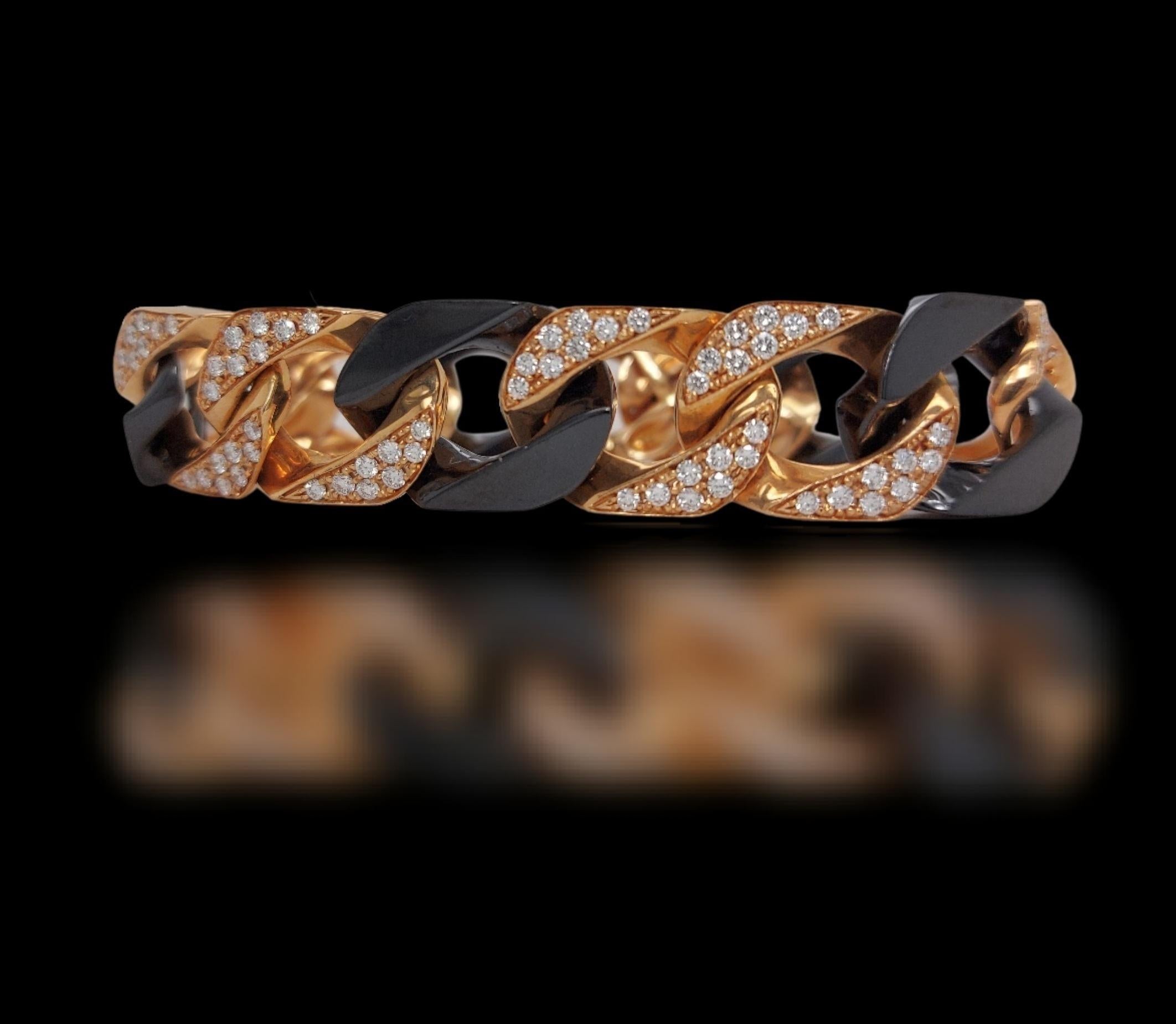 bracelet en or rose 18 carats avec diamants taille brillant et onyx noir

Des diamants : 3.6ct de diamants

Matériau : or rose 18kt et onyx noir

Poids total : 47.3 grammes / 1.670 oz / 30.5 dwt

Mesures : longueur 18 cm. 