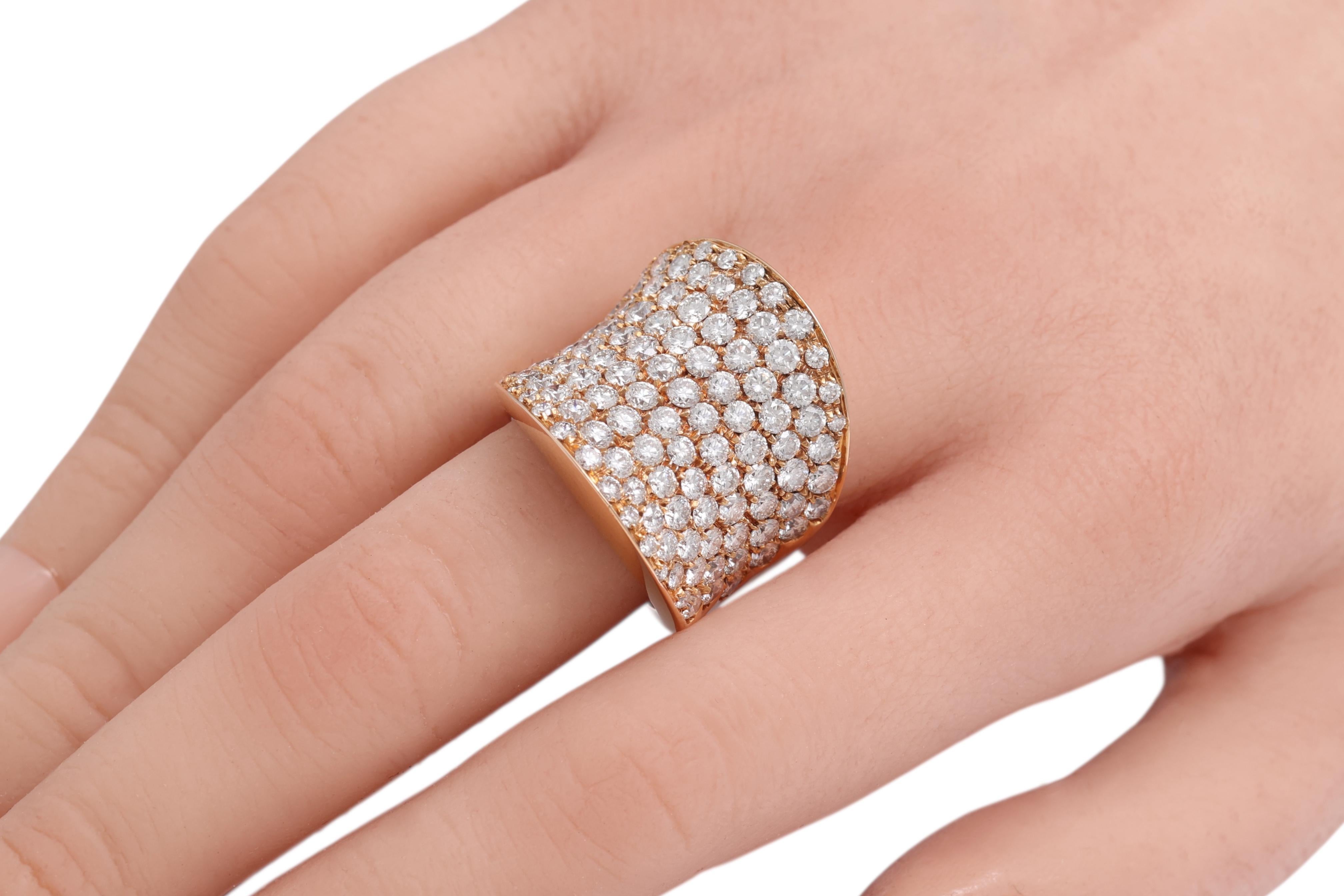 Anello Cocktail in oro rosa 18 carati con 5,80 carati di diamanti taglio brillante incastonati a pavé in vendita 6