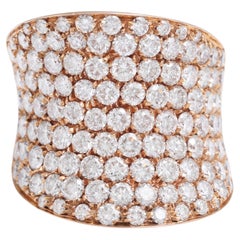 Anillo de cóctel de oro rosa de 18 quilates con diamantes talla brillante engastados en pavé de 5,80 quilates