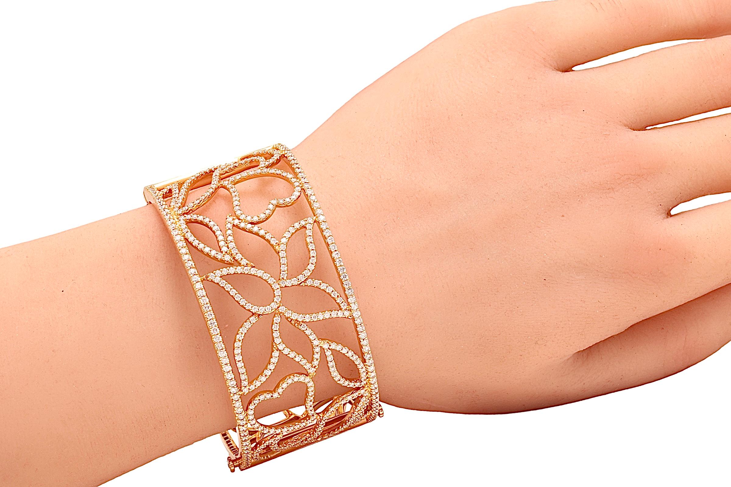 18kt Pink Gold Cuff Bracelet, Flower Design, set with 5.87 ct. Diamonds, 2 Sided For Sale 11