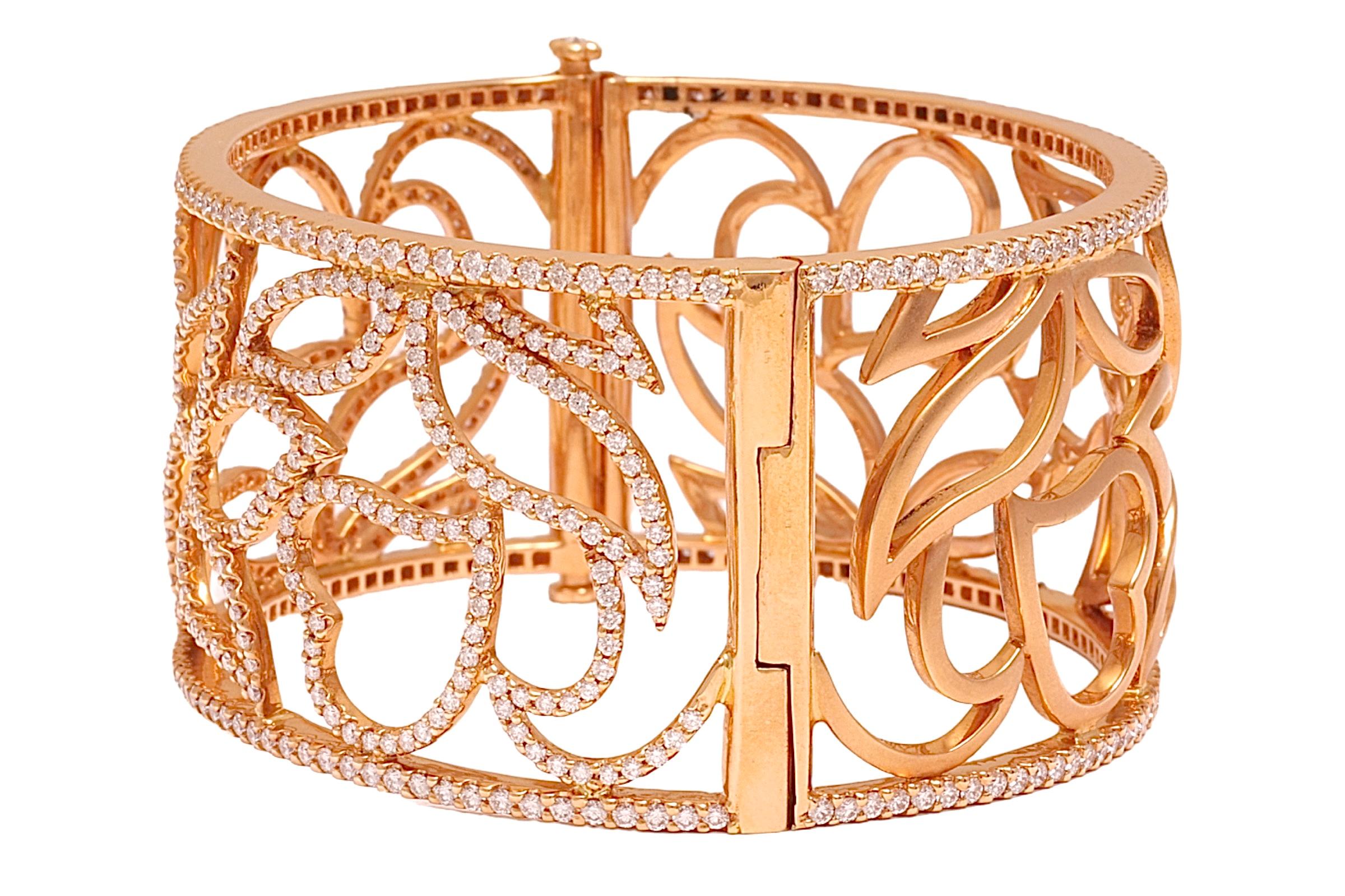 18kt Pink Gold Cuff Bracelet, Flower Design, set with 5.87 ct. Diamonds, 2 Sided For Sale 3