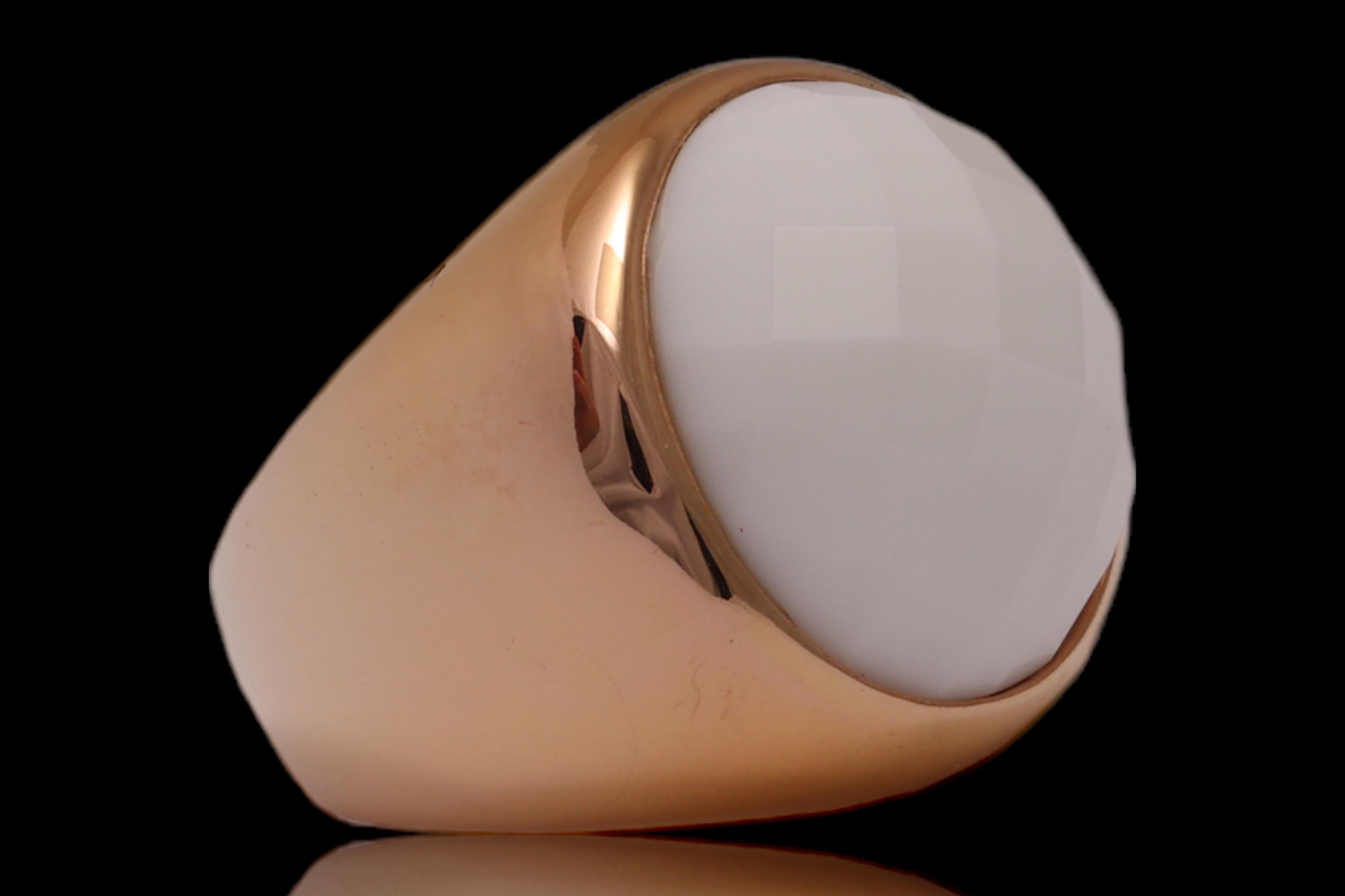 Round Cut 18kt. Pink Gold Ring With Round Faceted White Onyx Stone  For Sale