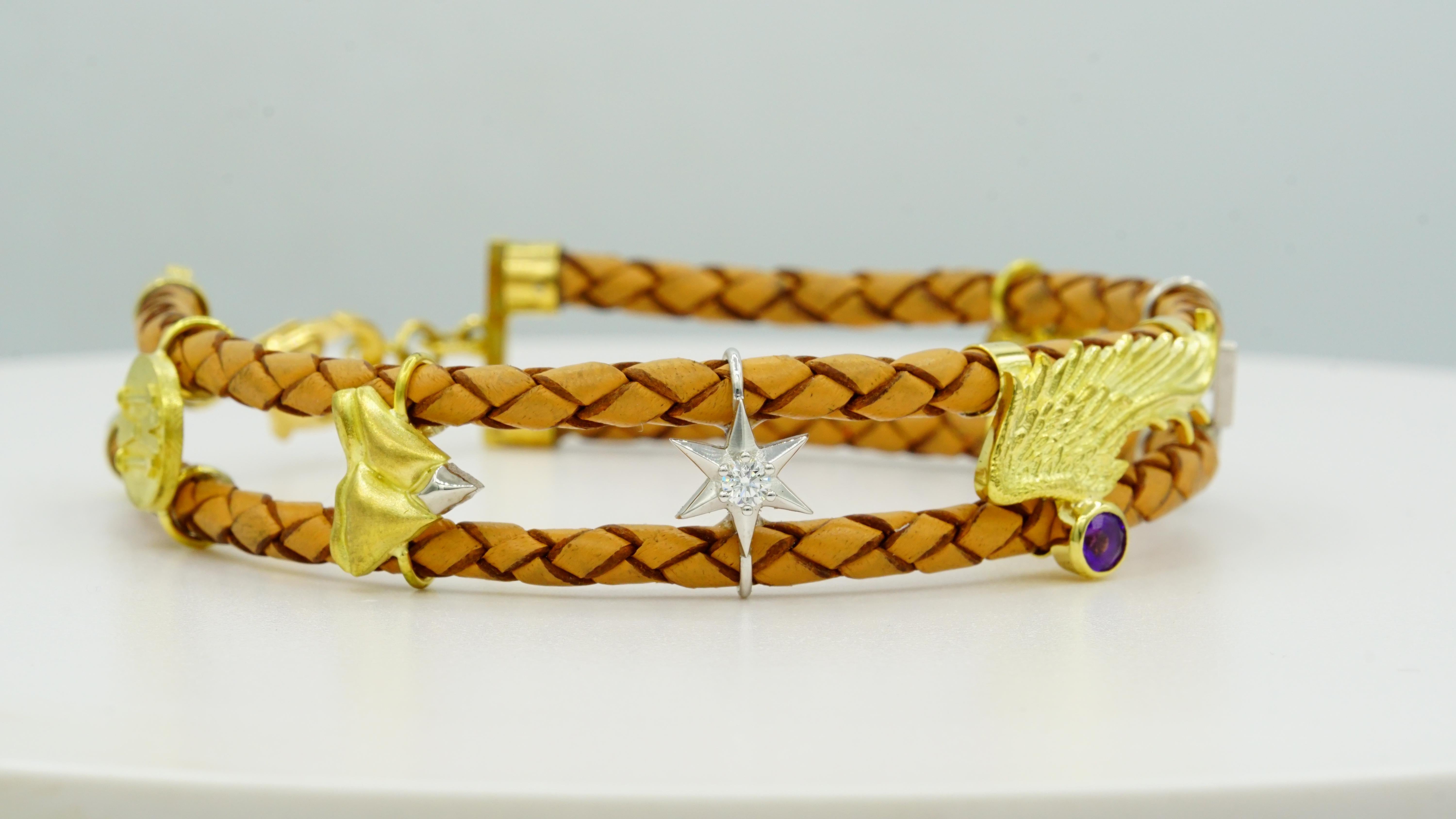 Femenino o masculino Pulsera de cuero de oro platino de 18 quilates personalizada Charms: Hechos a Medida en venta
