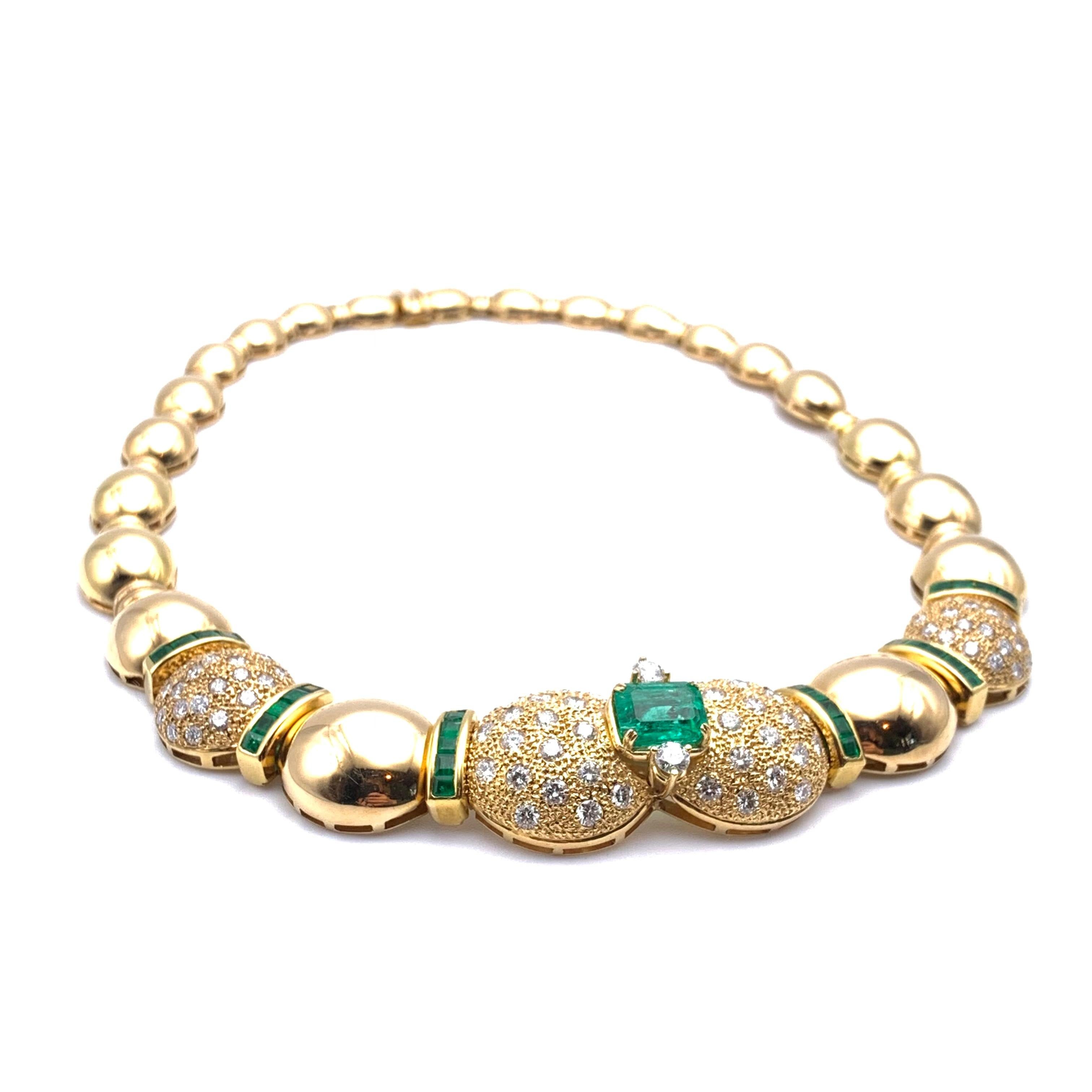 Parure Demi con smeraldo e diamante d'epoca 18KT In condizioni ottime in vendita a Lynchburg, VA