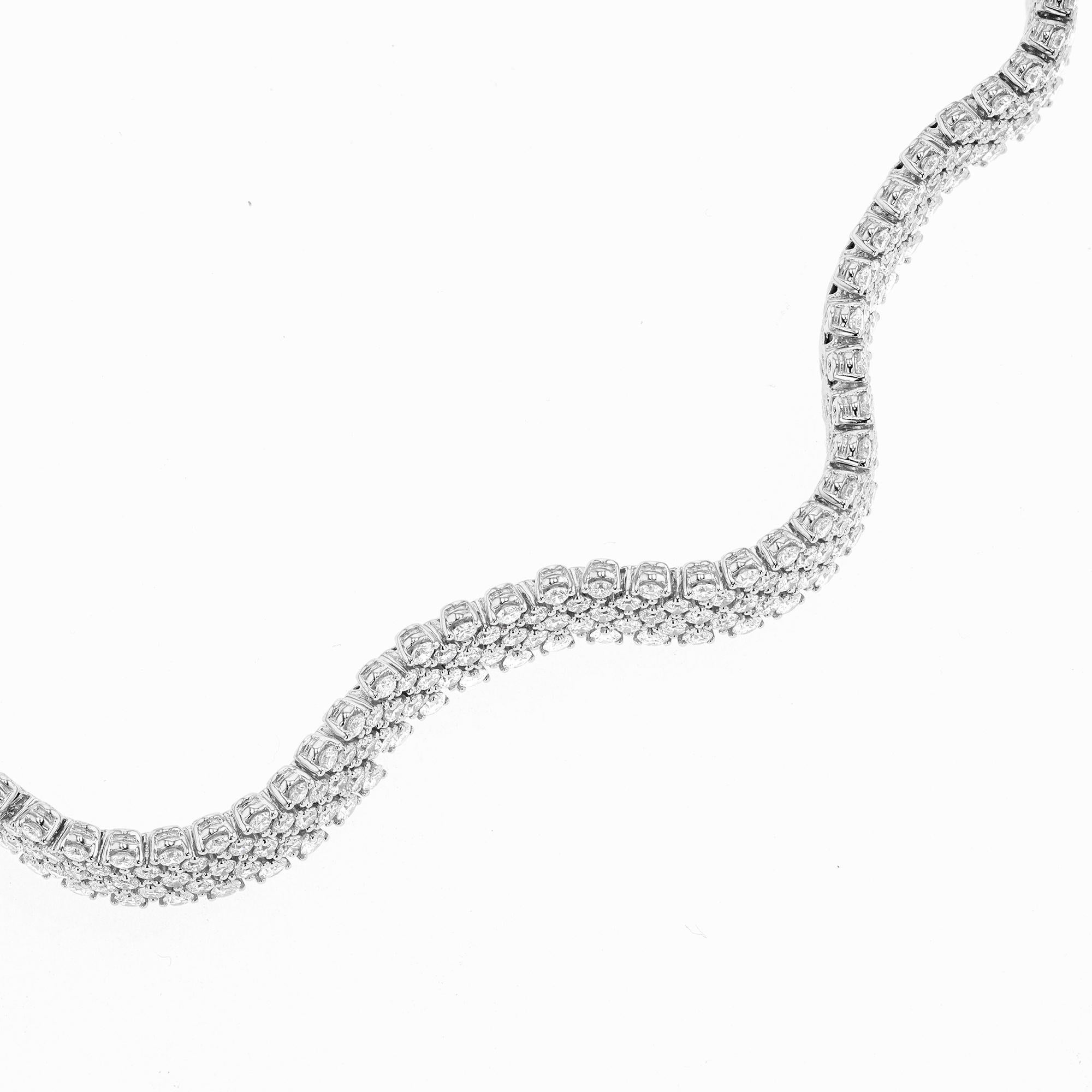 Moderno Collana di diamanti a nastro 18kt in vendita