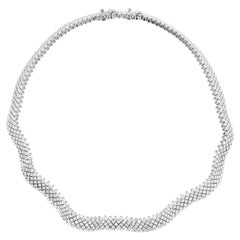 18kt Ribbon Diamond Necklace