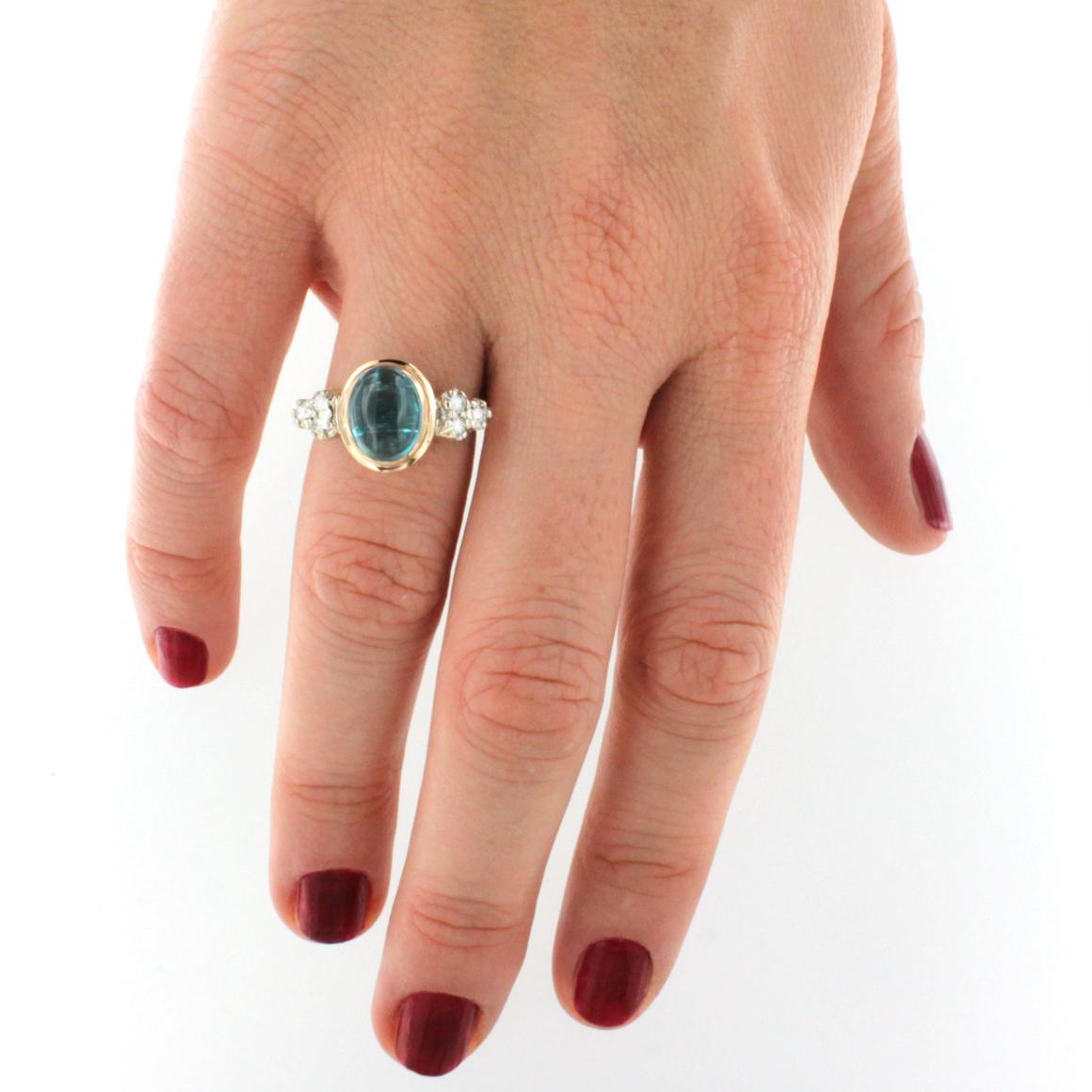 Modern 18kt Rose and White Gold with Apatite and White Diamonds Cocktail Fashion Ring For Sale