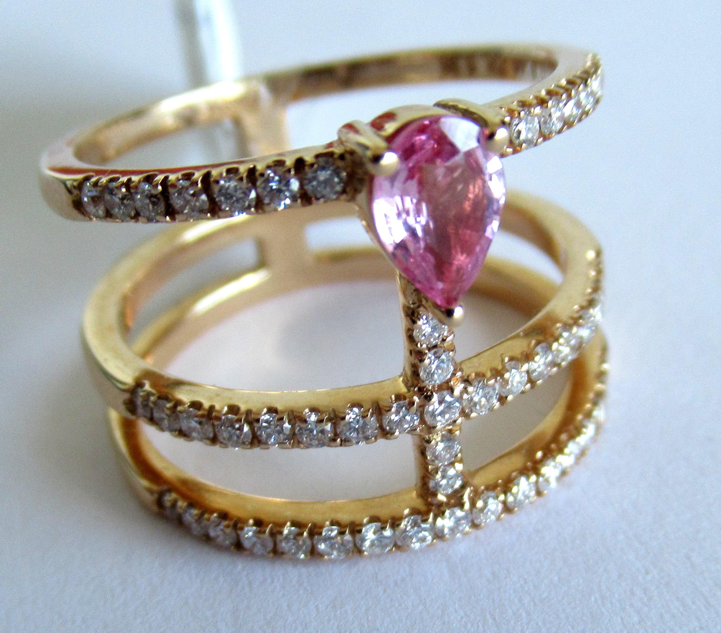 18 Karat Rose Gold 0.38 Carat Pink Sapphires 0.46 Carat White Diamonds Ring In New Condition For Sale In Genoa, IT