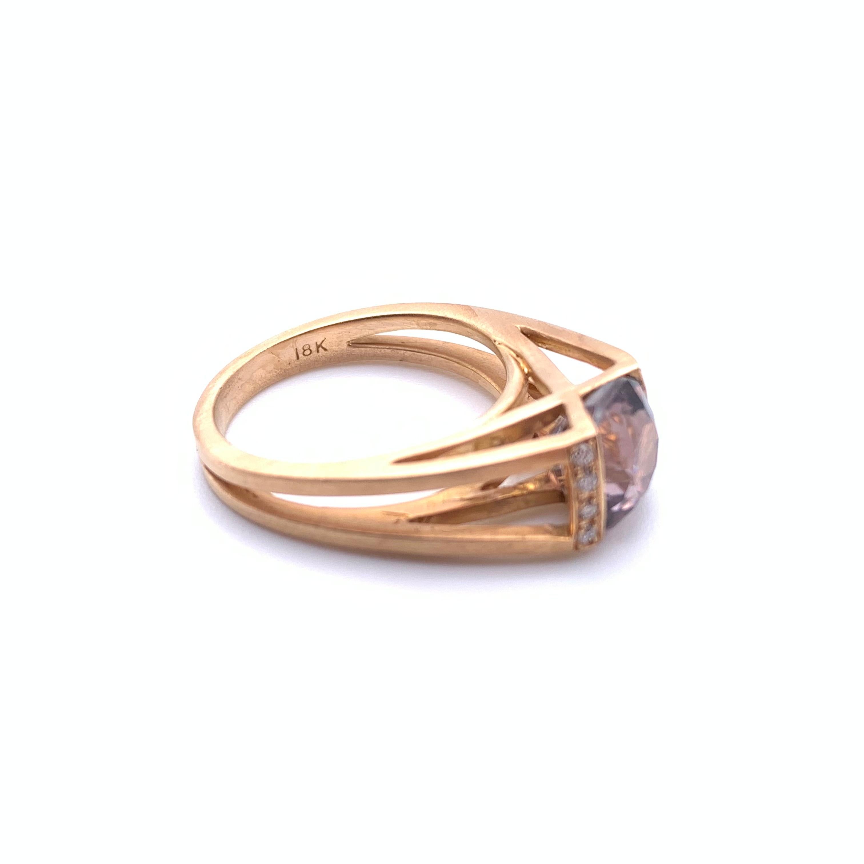 Anello in oro rosa 18KT con zircone rosa e diamante da 4,03 CT in vendita 1