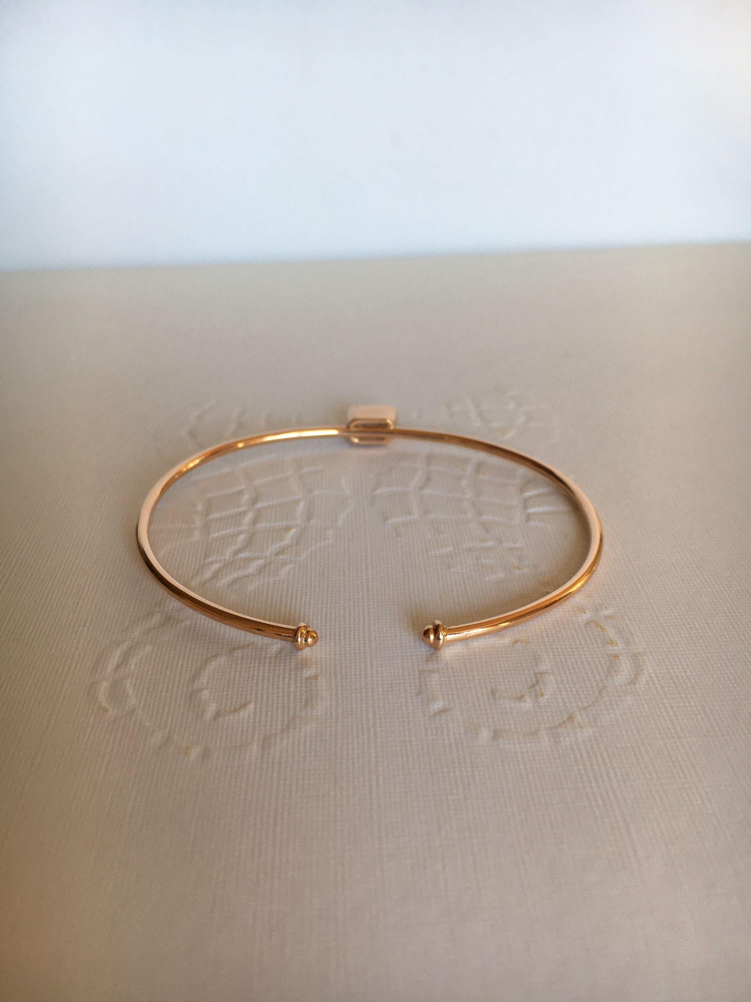 Contemporary 18kt rose gold 4.30ct, cuff bracelet, Diamonds 1.53ct, emerald cut For Sale