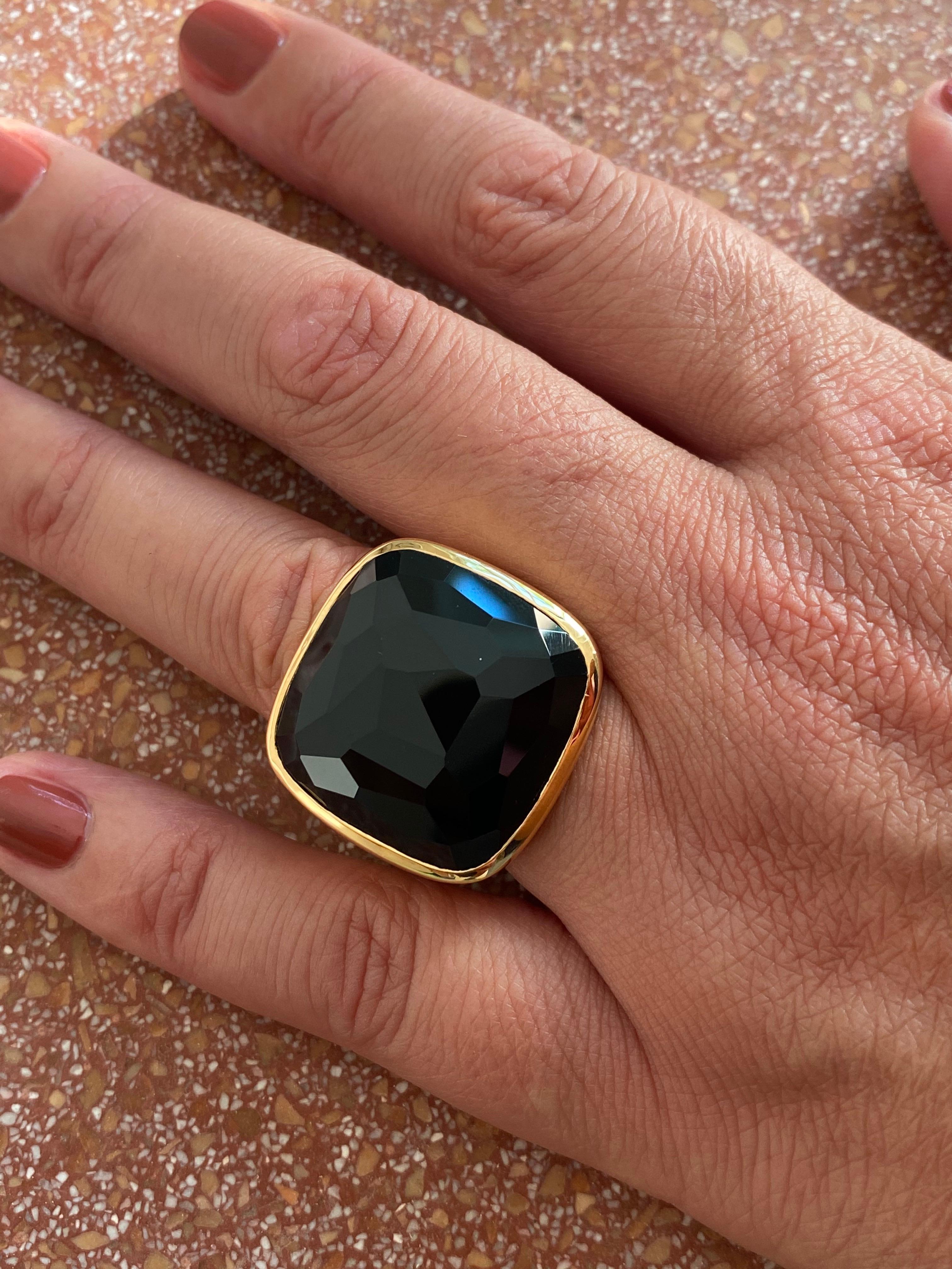 Contemporary 18Kt Rose Gold and Faceted Onyx Ring For Sale