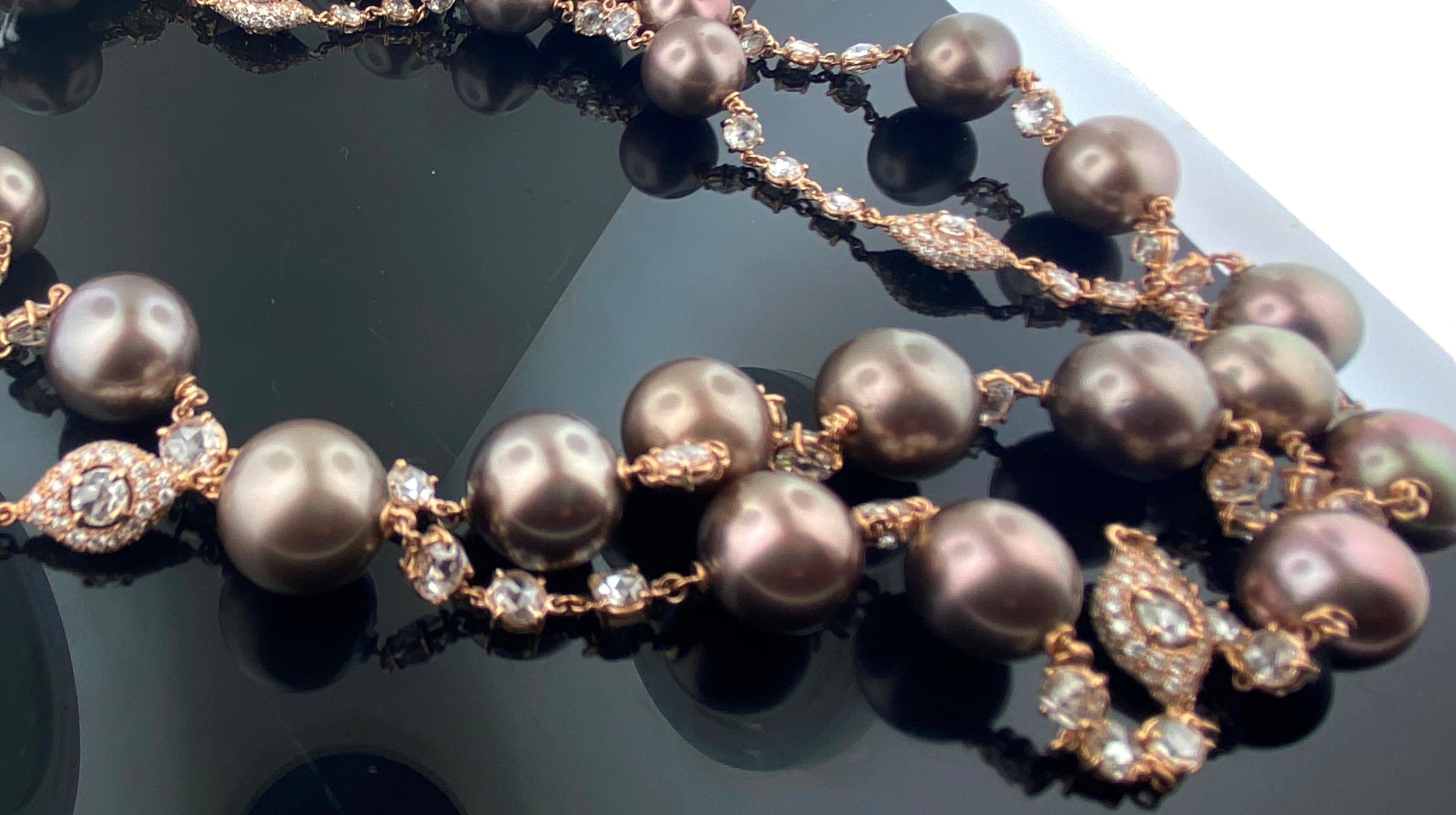 18KT Rose Gold Diamond and South Sea Pearl Necklace In Excellent Condition For Sale In Palm Desert, CA