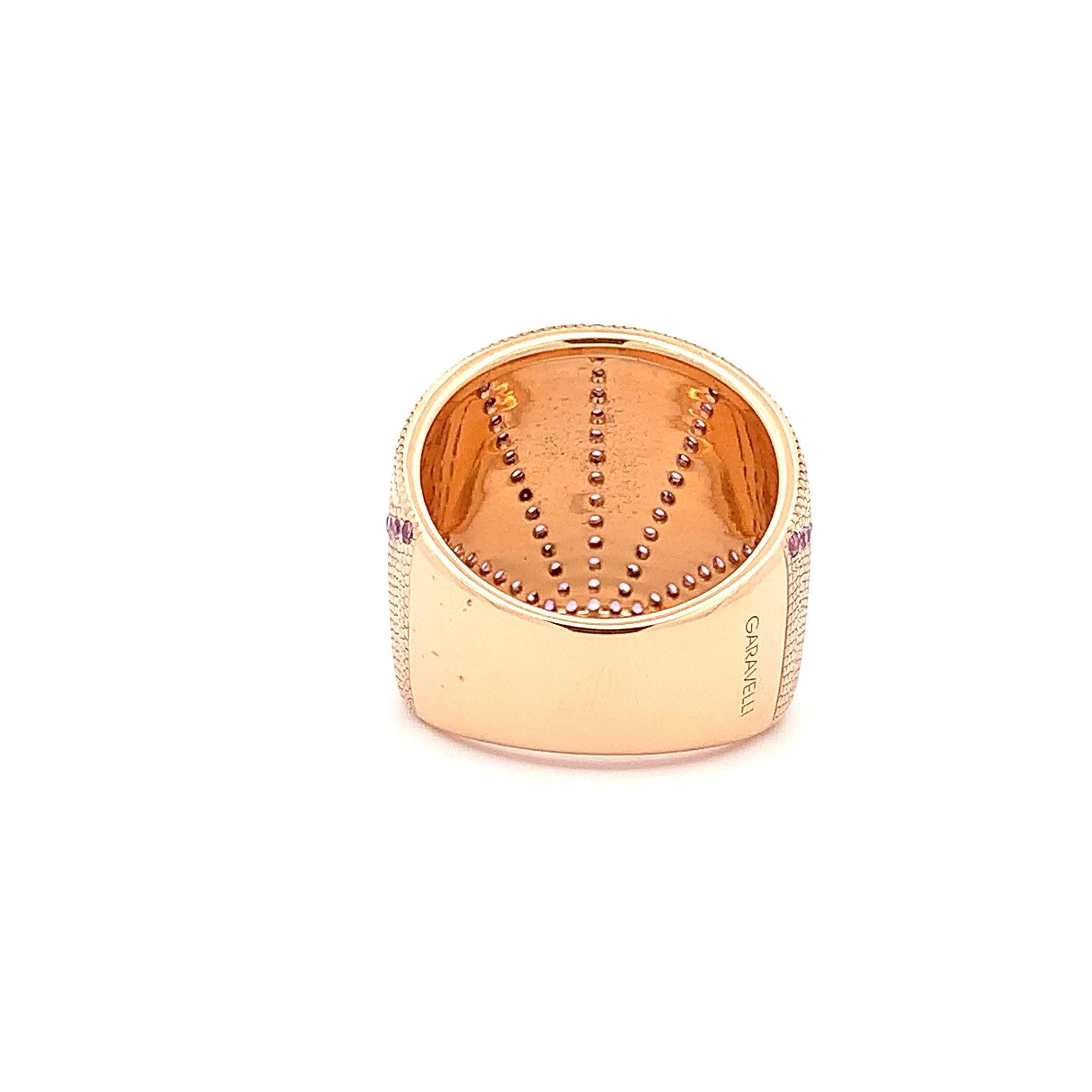 18Kt Rose Gold Garavelli Ring with pink sapphires stripes In New Condition For Sale In Valenza, IT