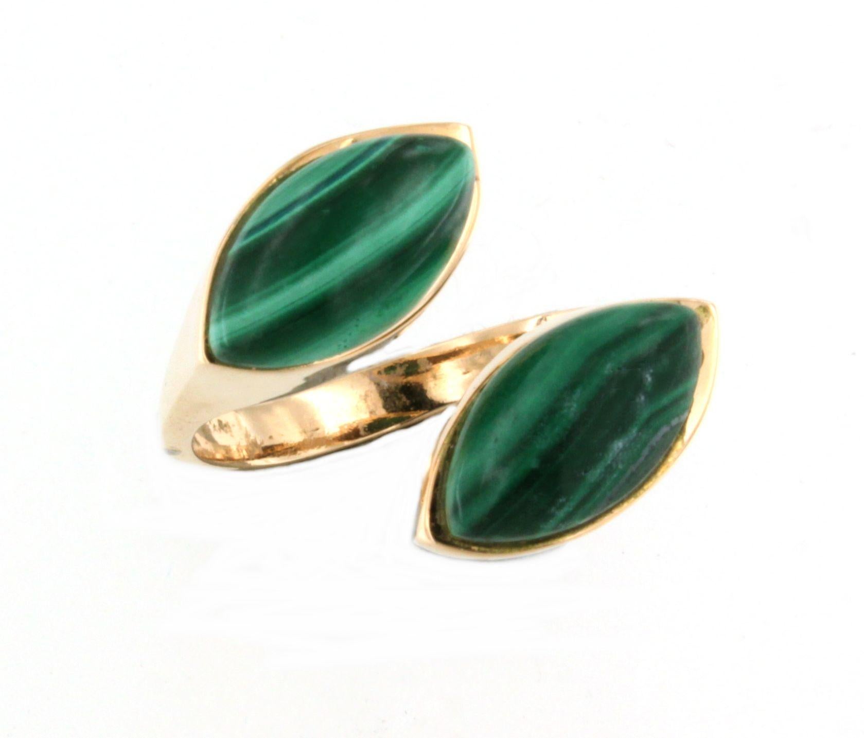 Contemporary 18Kt Rose Gold Green Natural Malachite Modern Fashion Design Cocktail Ring For Sale