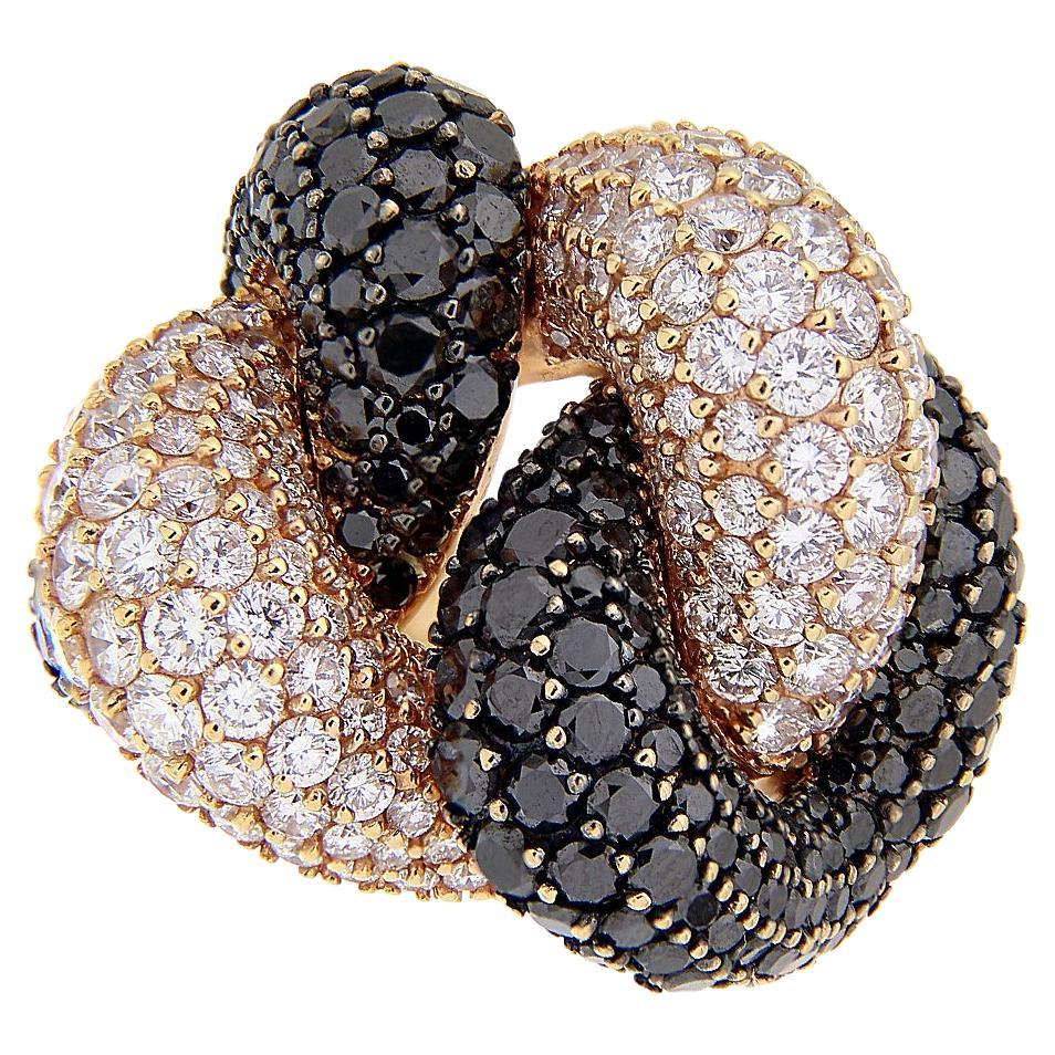 Bague à bourgeons en or rose 18 carats avec diamants blancs et noirs 7,87 carats VVS1 en vente