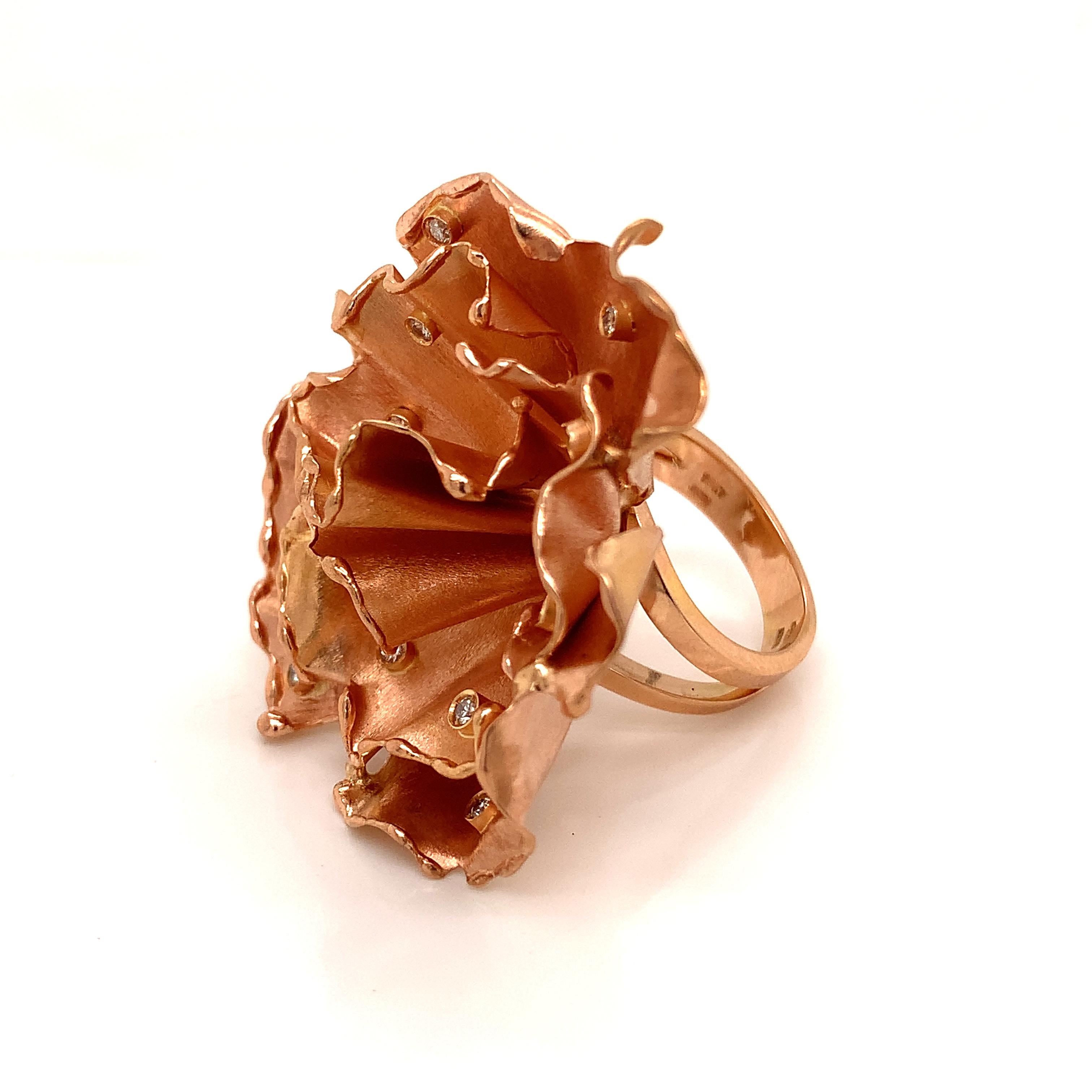 Round Cut 18KT Rose Gold Handmade Garavelli Flower Ring with White Diamonds