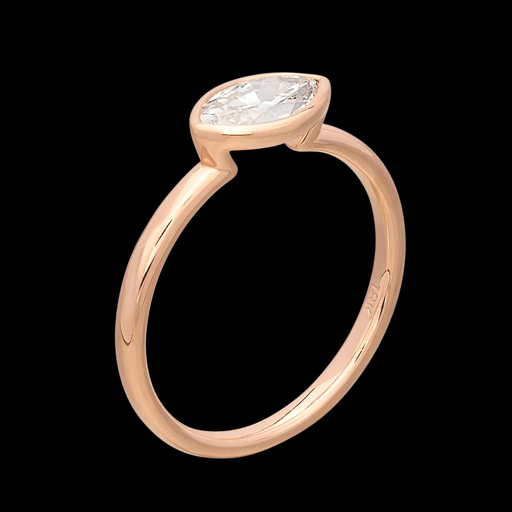 Women's 18kt Rose Gold Horizontal Set Marquise Diamond Ring For Sale