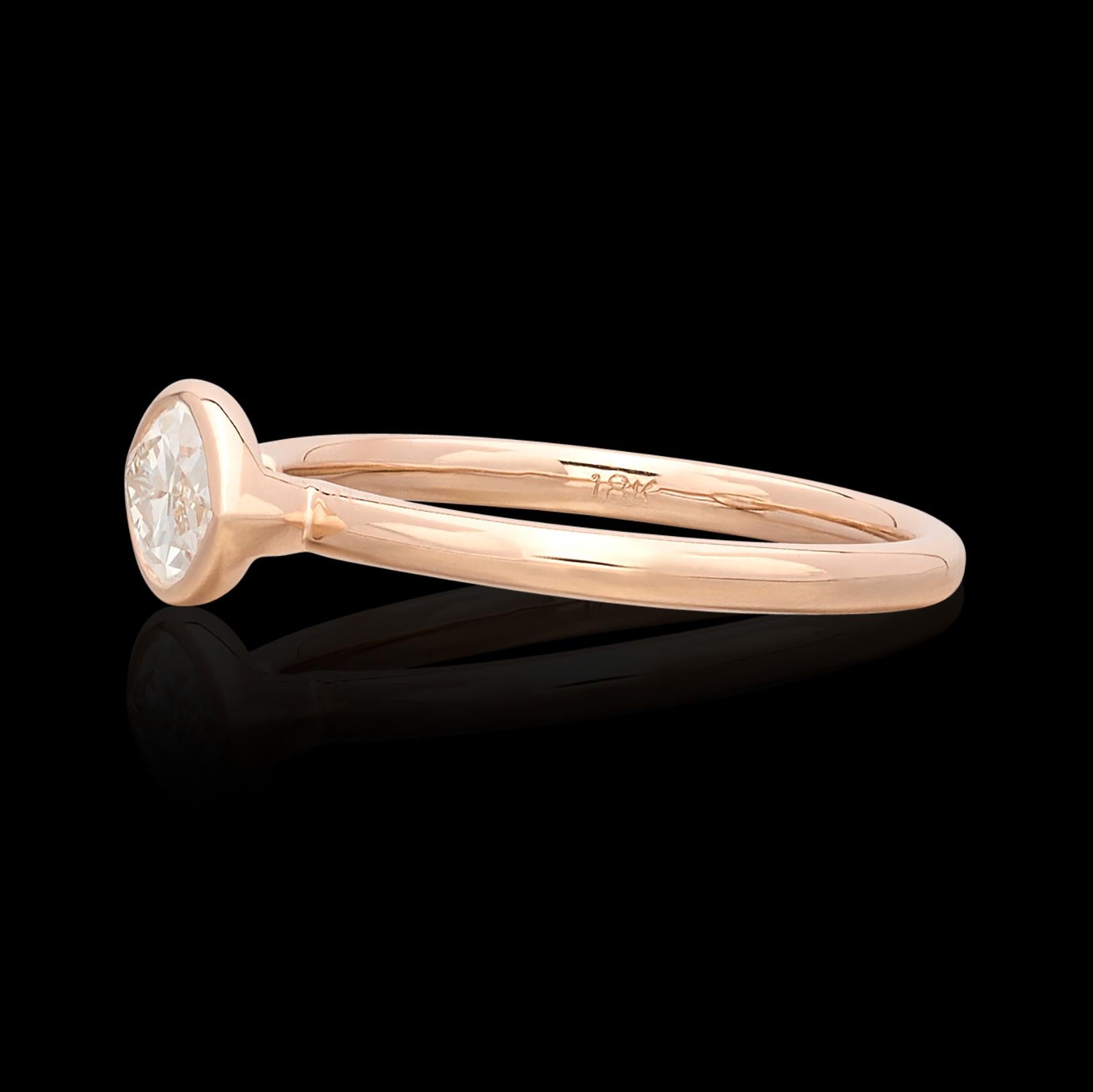 18kt Rose Gold Horizontal Set Marquise Diamond Ring For Sale 2