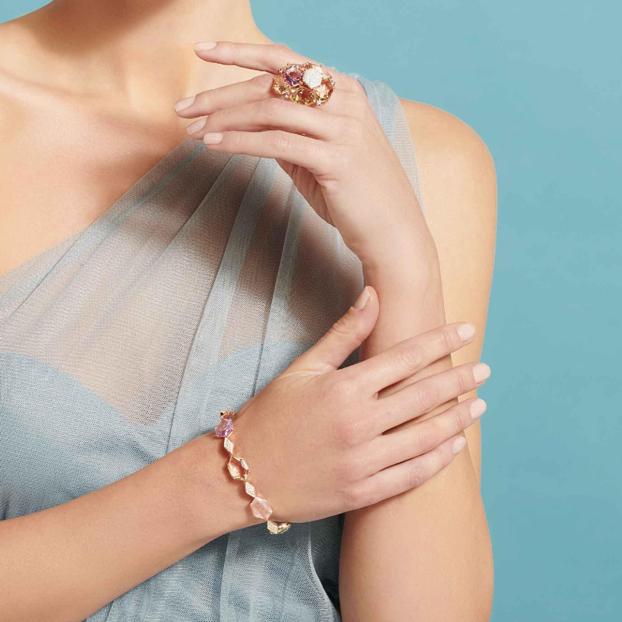 Contemporain Les Gemmes, bracelet multicolore en or rose 18 carats avec améthyste et diamants en vente