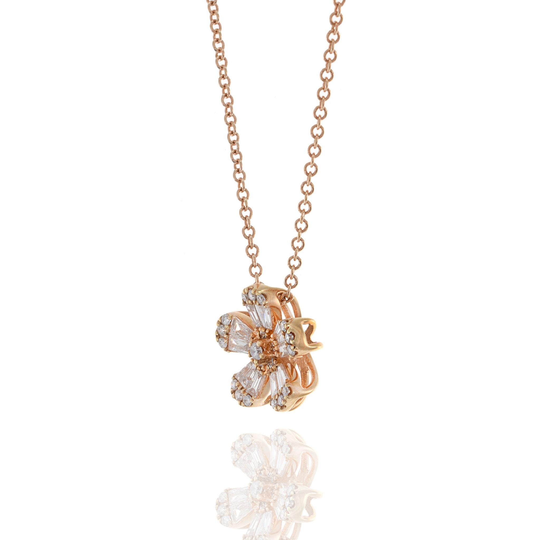18KT Rose Gold Multi Cut Diamond Flower Necklace For Sale 2