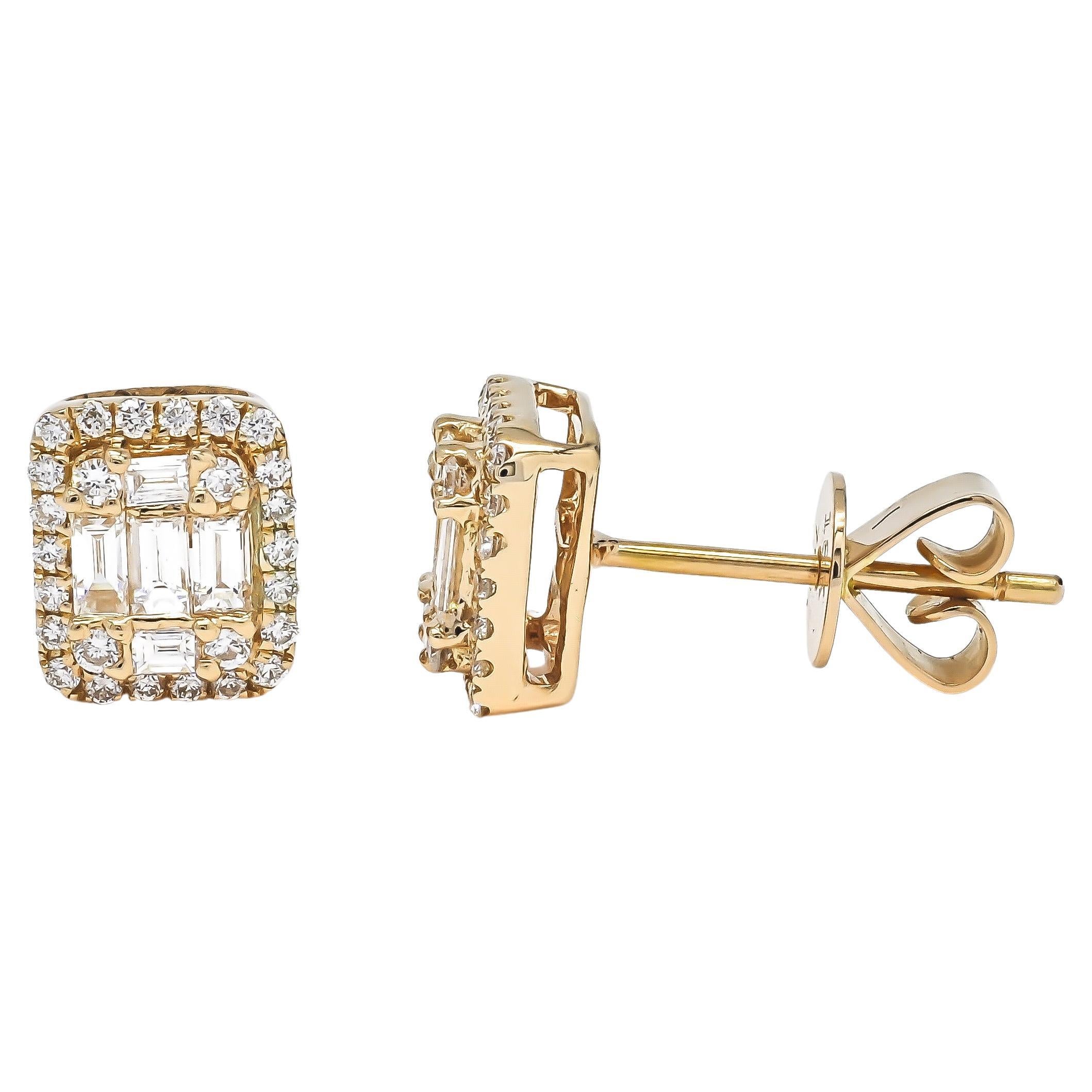 18 Karat Rose Gold Natural Diamonds Illusion Halo Cluster Emerald Stud Earrings For Sale