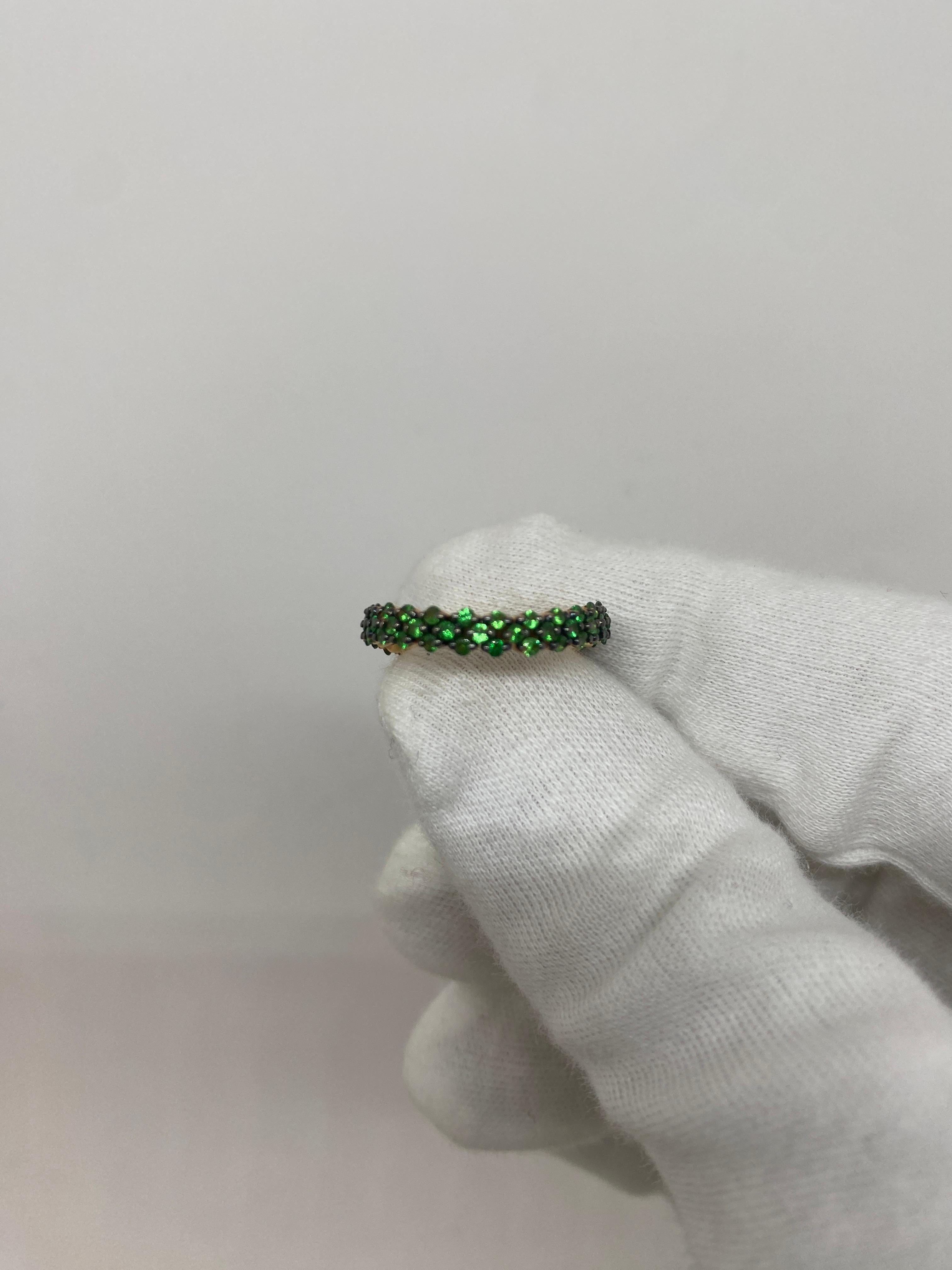 Brilliant Cut 18Kt Rose Gold Riviere Ring Natural Tsavorite 1.33 Ct For Sale