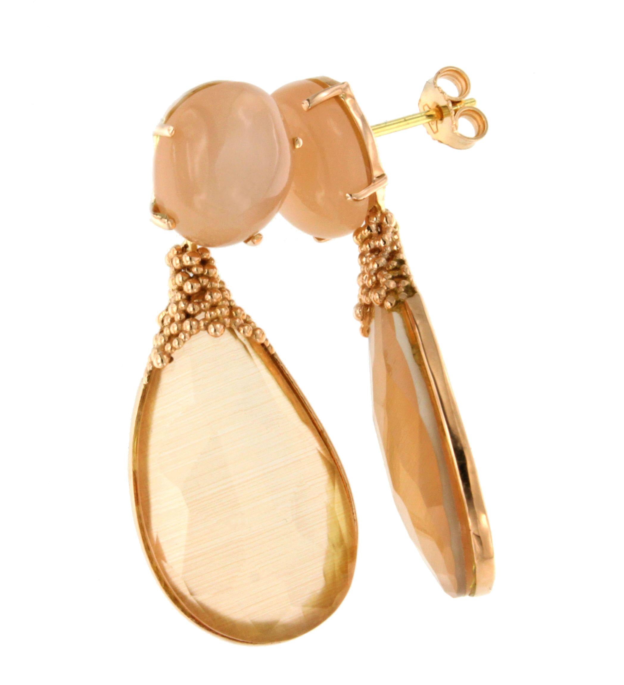 Contemporary 18kt Rose Gold Peach Moonstone Quartz Doublet Stone Peach Moonstone Earrings  For Sale