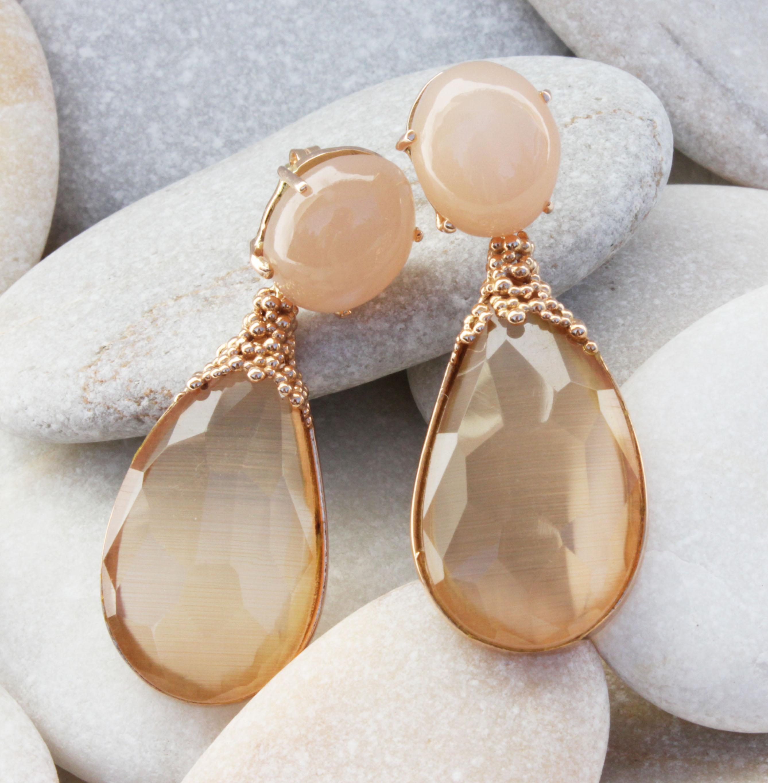 Rose Cut 18kt Rose Gold Peach Moonstone Quartz Doublet Stone Peach Moonstone Earrings  For Sale