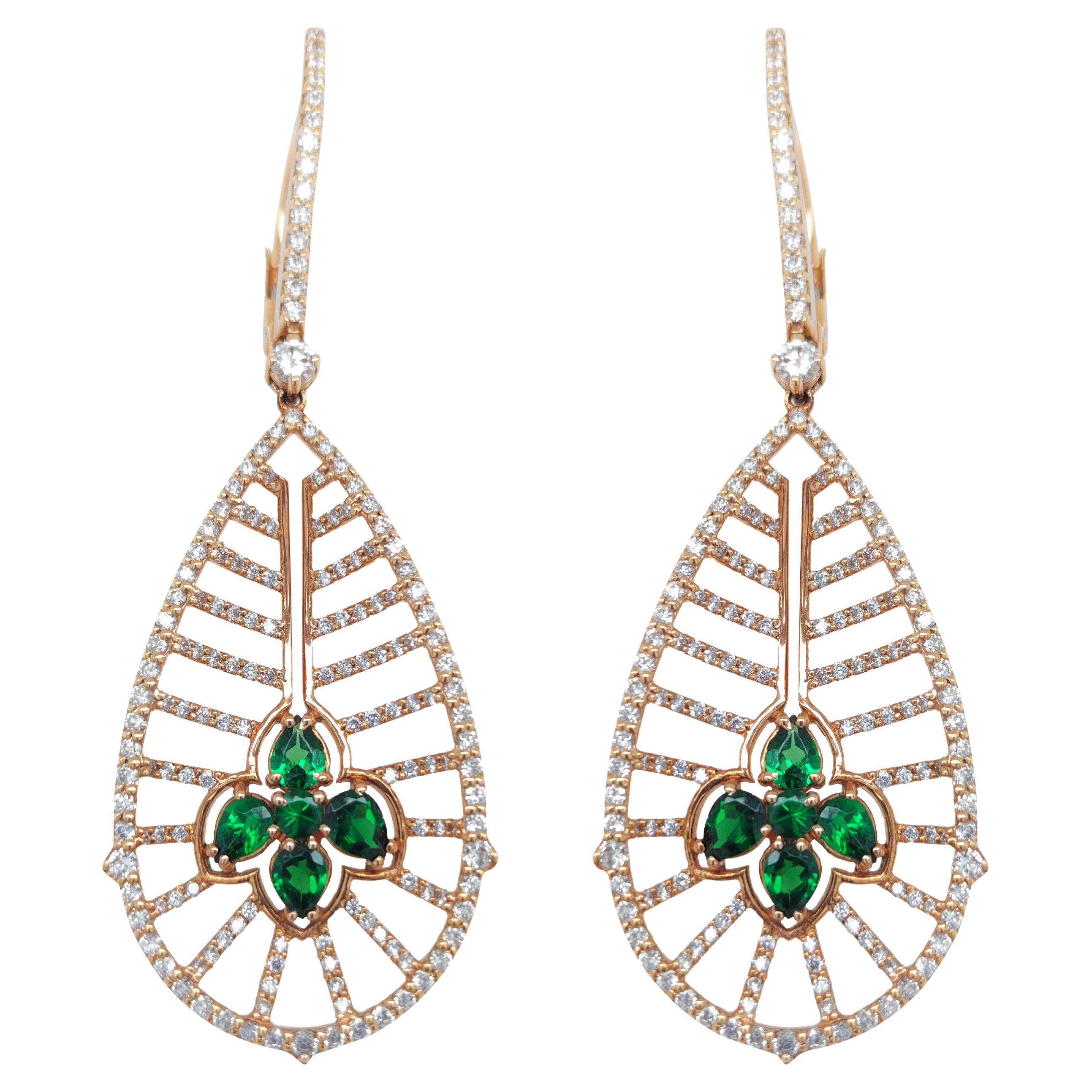 Boucles d'oreilles pendantes en or rose 18 carats avec tzavorite de 1, 80 carat et 2 carats de diamants