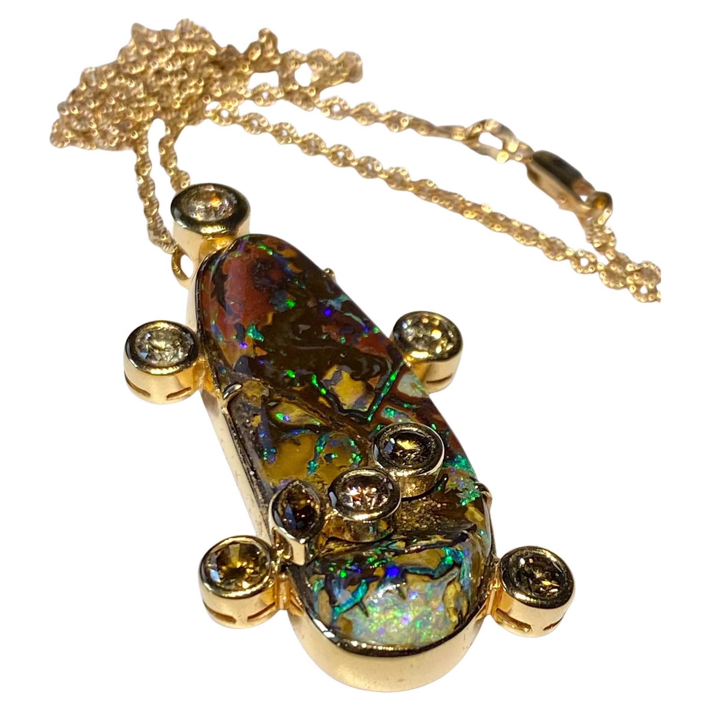 Pendentif en or rose 18 carats avec diamants cognac et cabochon d'opale de roche australienne
