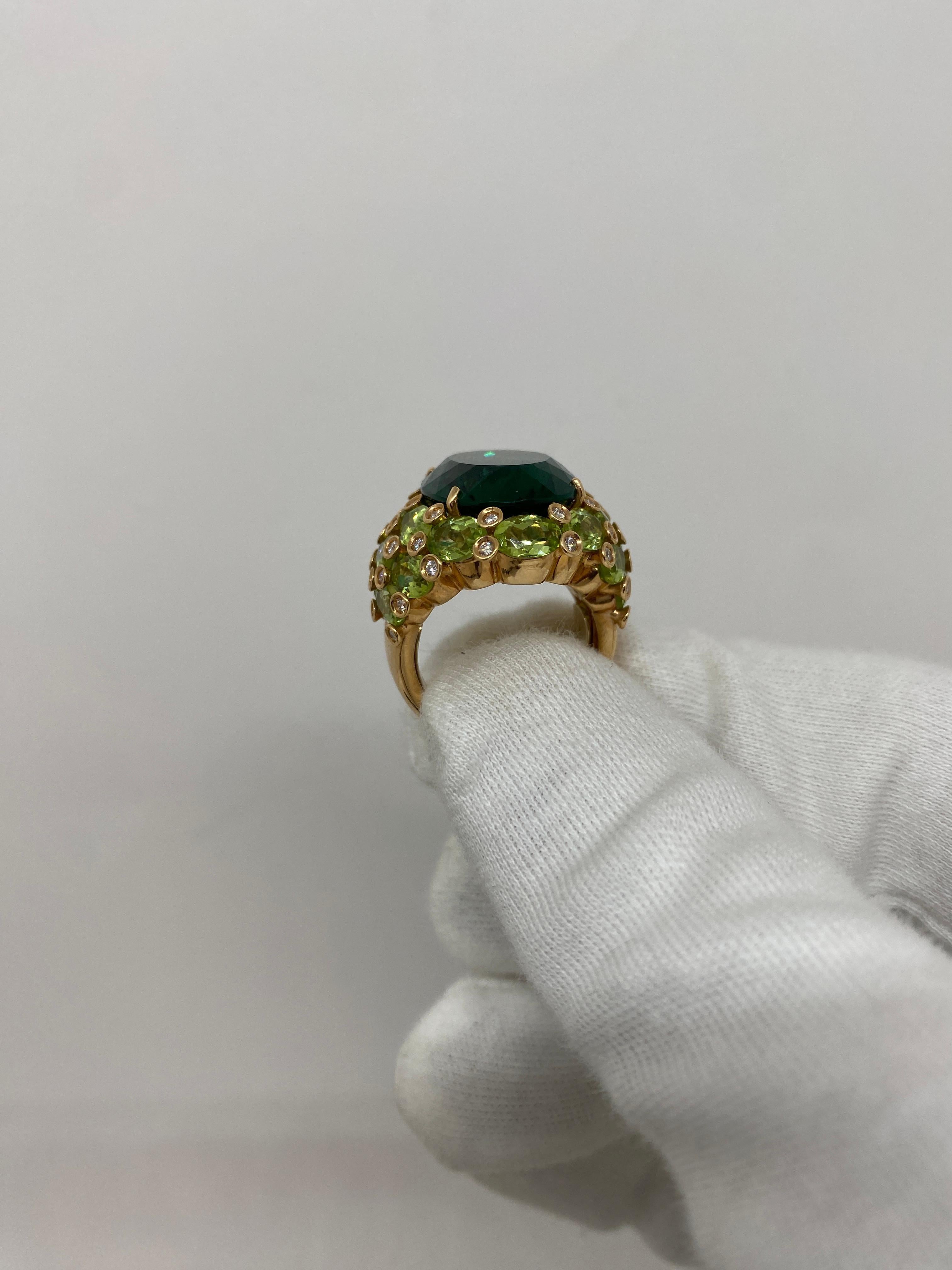 18 Karat Rose Gold Ring Green Quartz, Peridot & White Diamonds In New Condition For Sale In Bergamo, BG