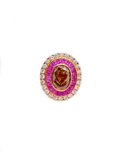 18kt Rose Gold Ring with a Center IGI Certified Fancy Brown Diamond