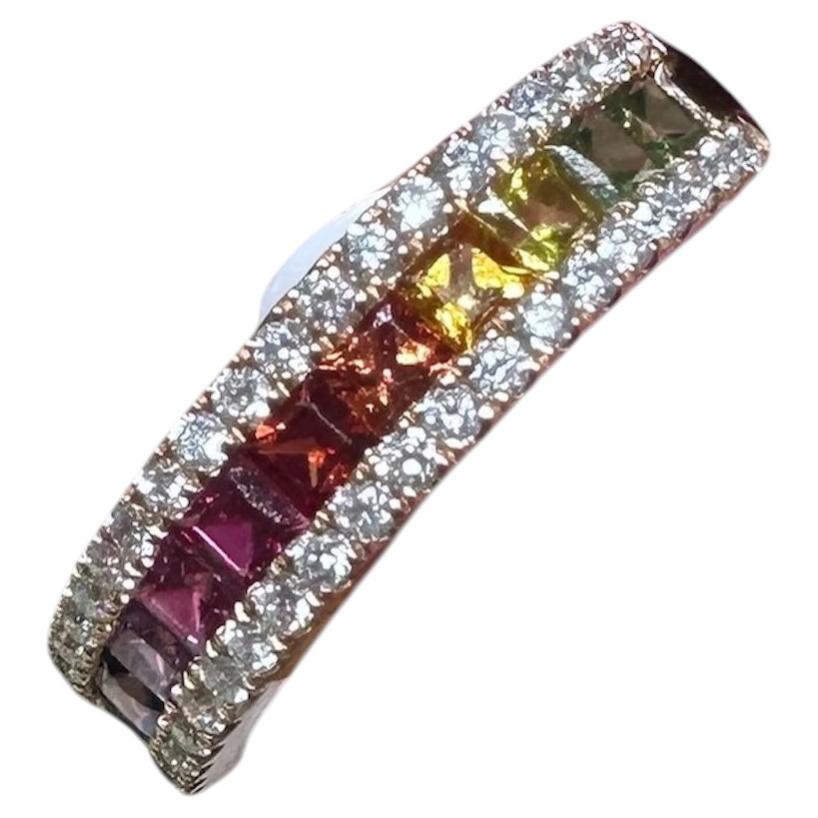 Anello in oro rosa 18KT con zaffiri taglio principessa multicolore e accenti di diamanti