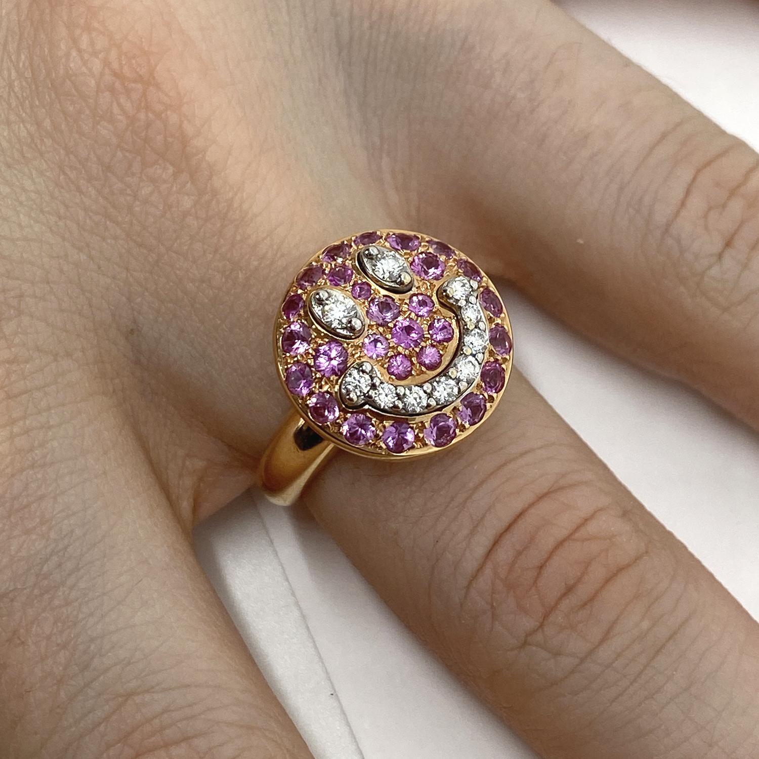 Ring made of 18 kt rose gold with smile theme in natural pink brilliant-cut sapphires for ct.1.20 and natural white brilliant-cut diamonds for ct.0.25

Welcome to our jewelry collection, where every piece tells a story of timeless elegance and