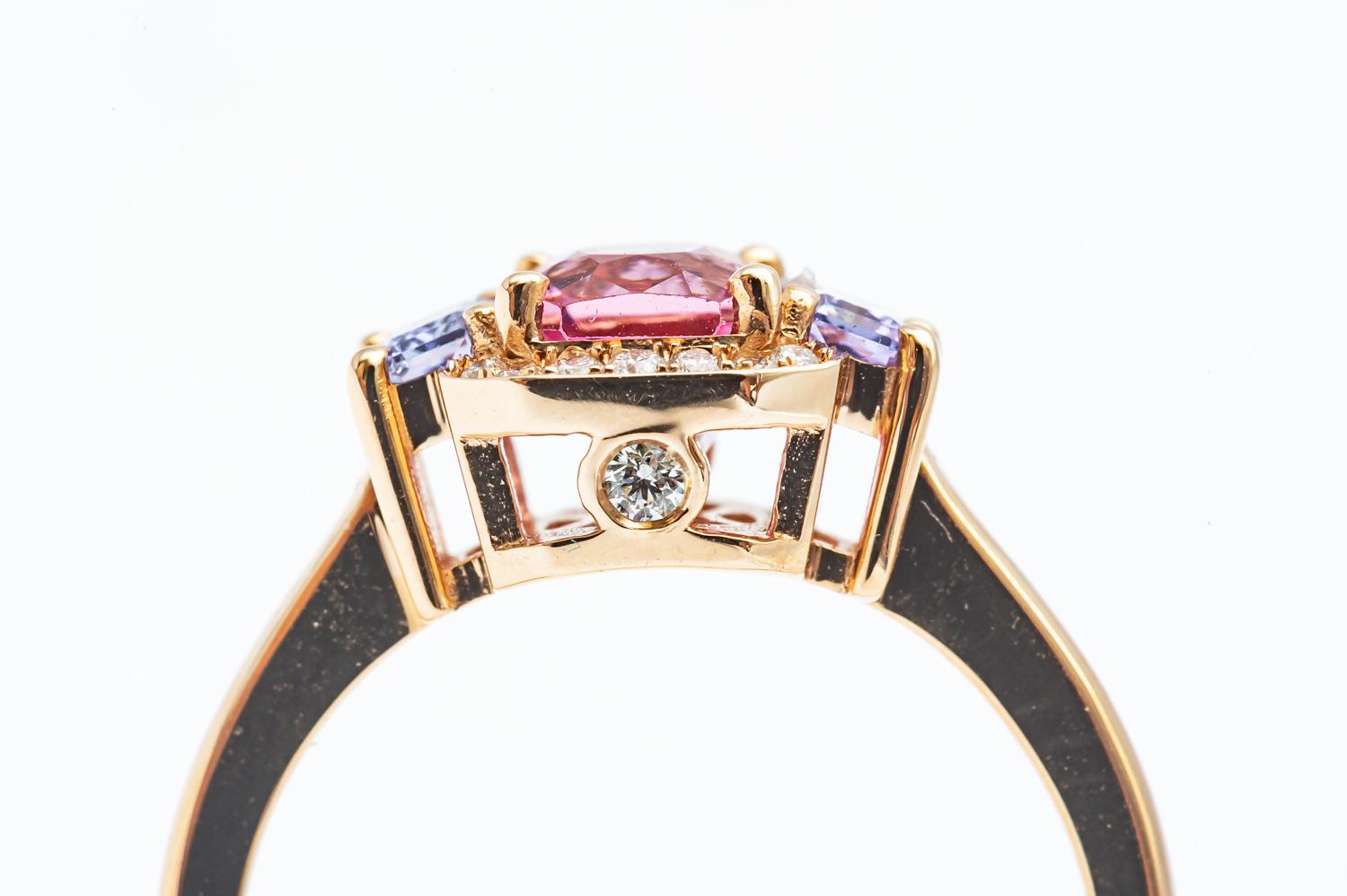 Women's Spinel Pink Sapphire and Diamond Cocktail Ring Rose Gold 18 Karat For Sale