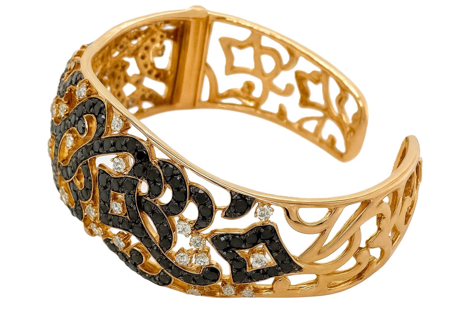 Taglio rotondo Bracciale in oro rosa 18kt con diamanti bianchi e neri in vendita