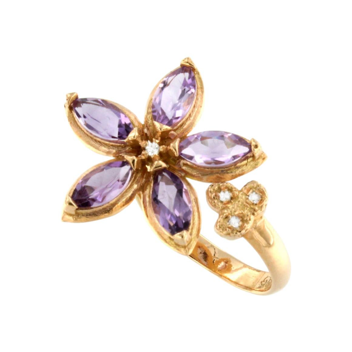 18Kt Rose Gold with Amethyst and White Diamonds Ring For Sale