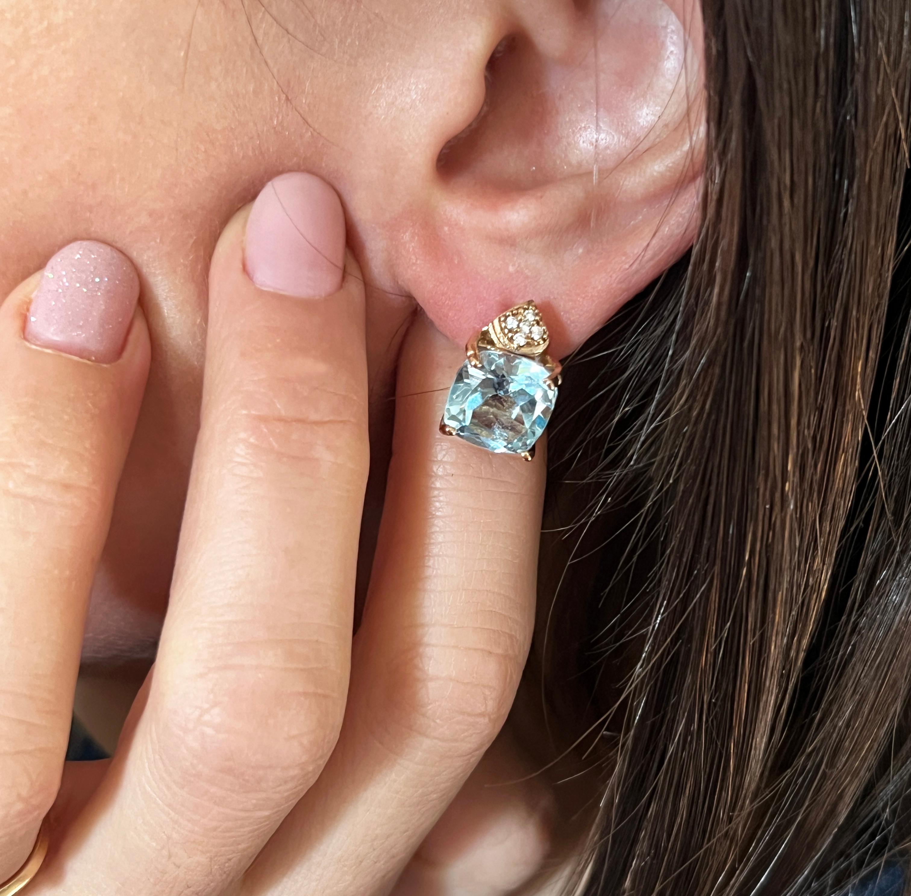 Orecchini in oro rosa 18kt facenti parte della nuova collezione 2024-2025 creata dalla Designer Gisella pezzi fatti a mano, curati nei minimi dettagli, combinazione di colori delicata e raffinata. I gioielli realizzati dall'azienda Stanoppi sono