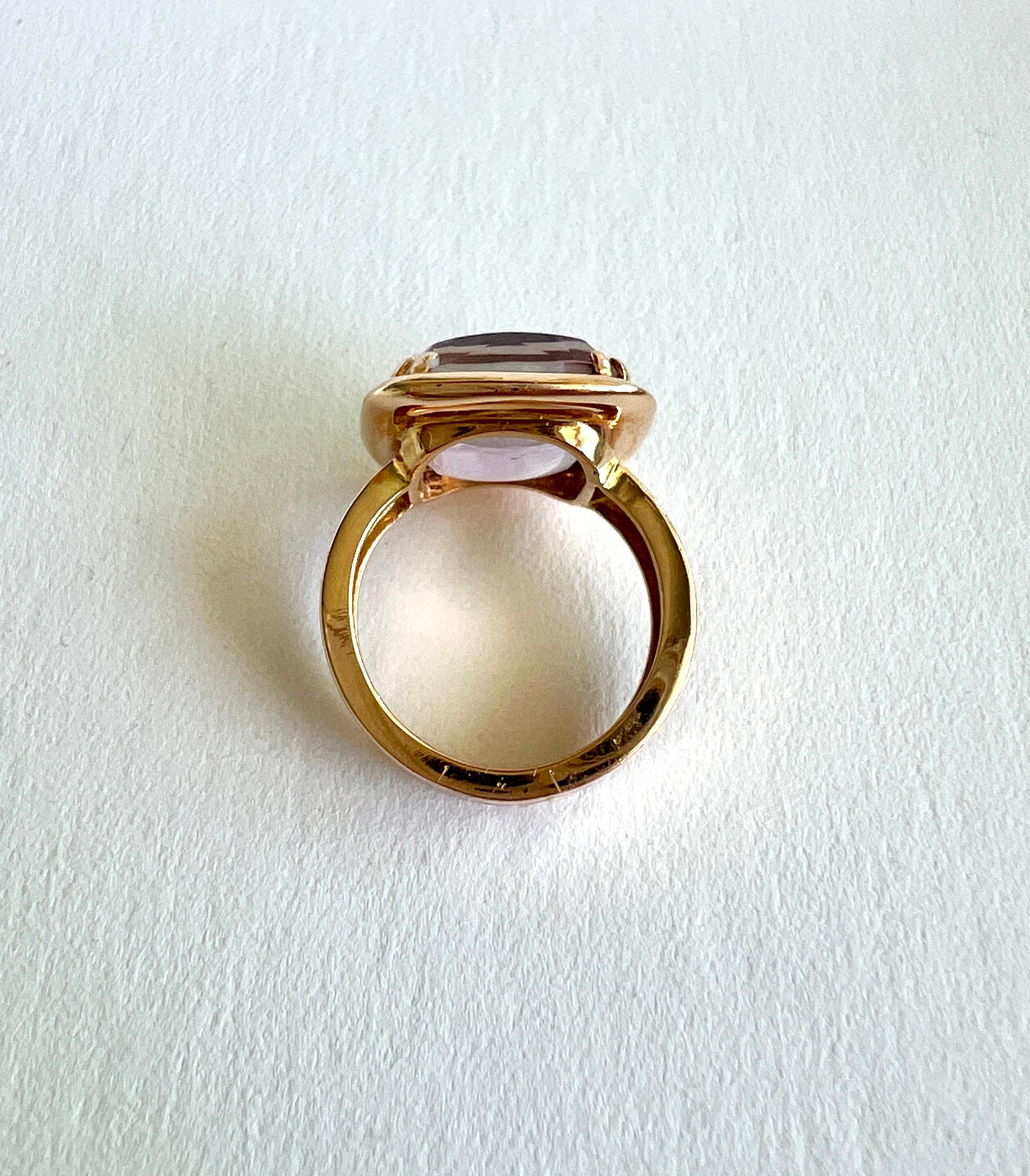 Bague de cocktail en or rose 18Kt avec améthyste léger The Modern Faschity en vente 4
