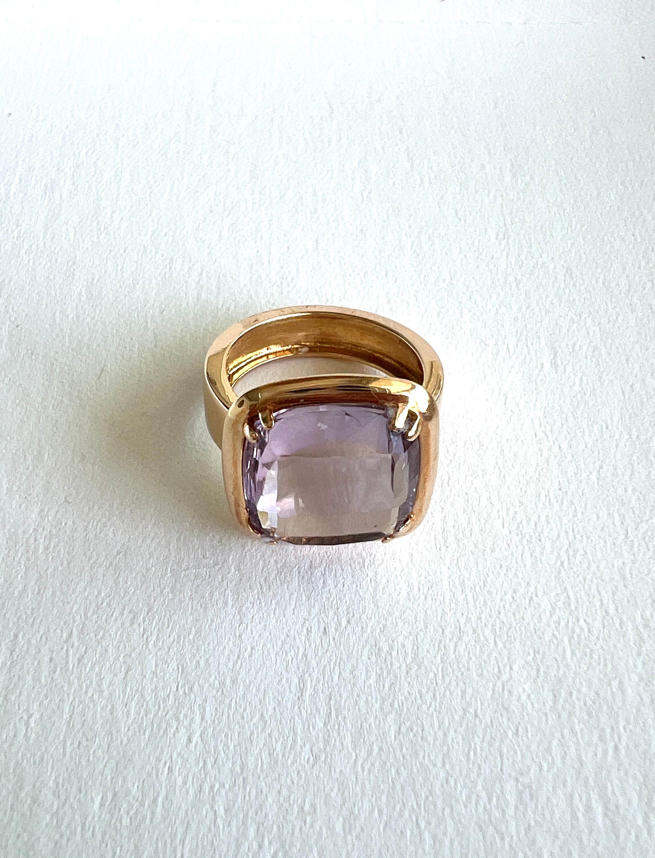 Contemporain Bague de cocktail en or rose 18Kt avec améthyste léger The Modern Faschity en vente