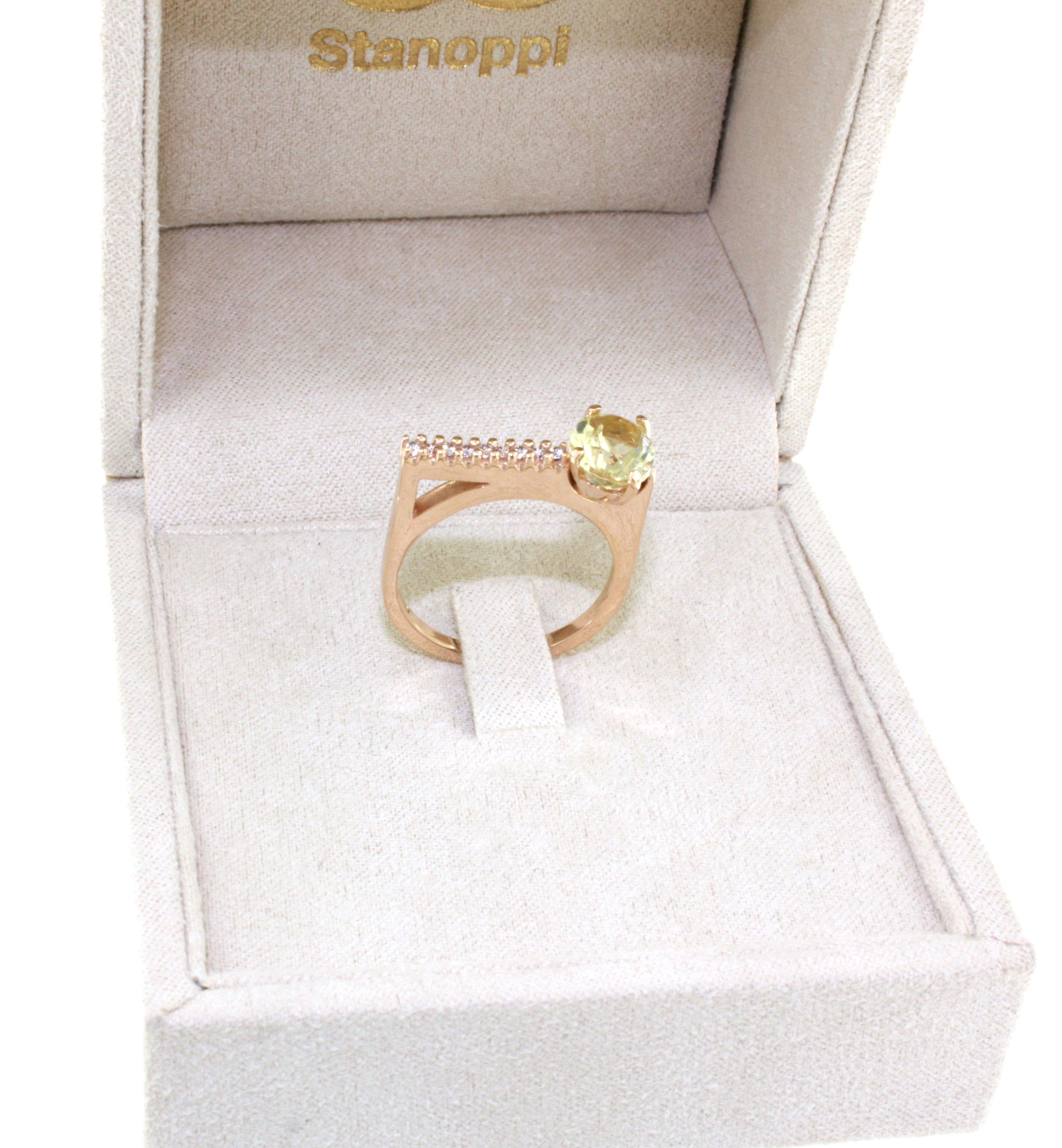 18Kt Rose Gold mit natürlichem Semiprecius Stein und Zirkon Cocktail Design Ring (Rosenschliff) im Angebot