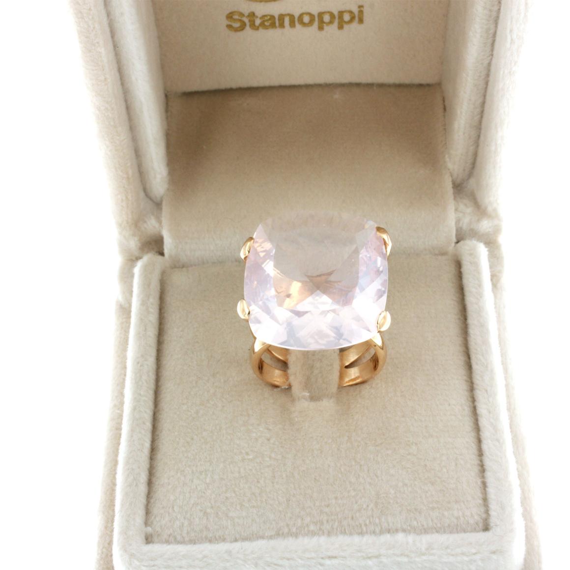 Women's or Men's 18kt Rose Gold with Pink Quartz Ring For Sale