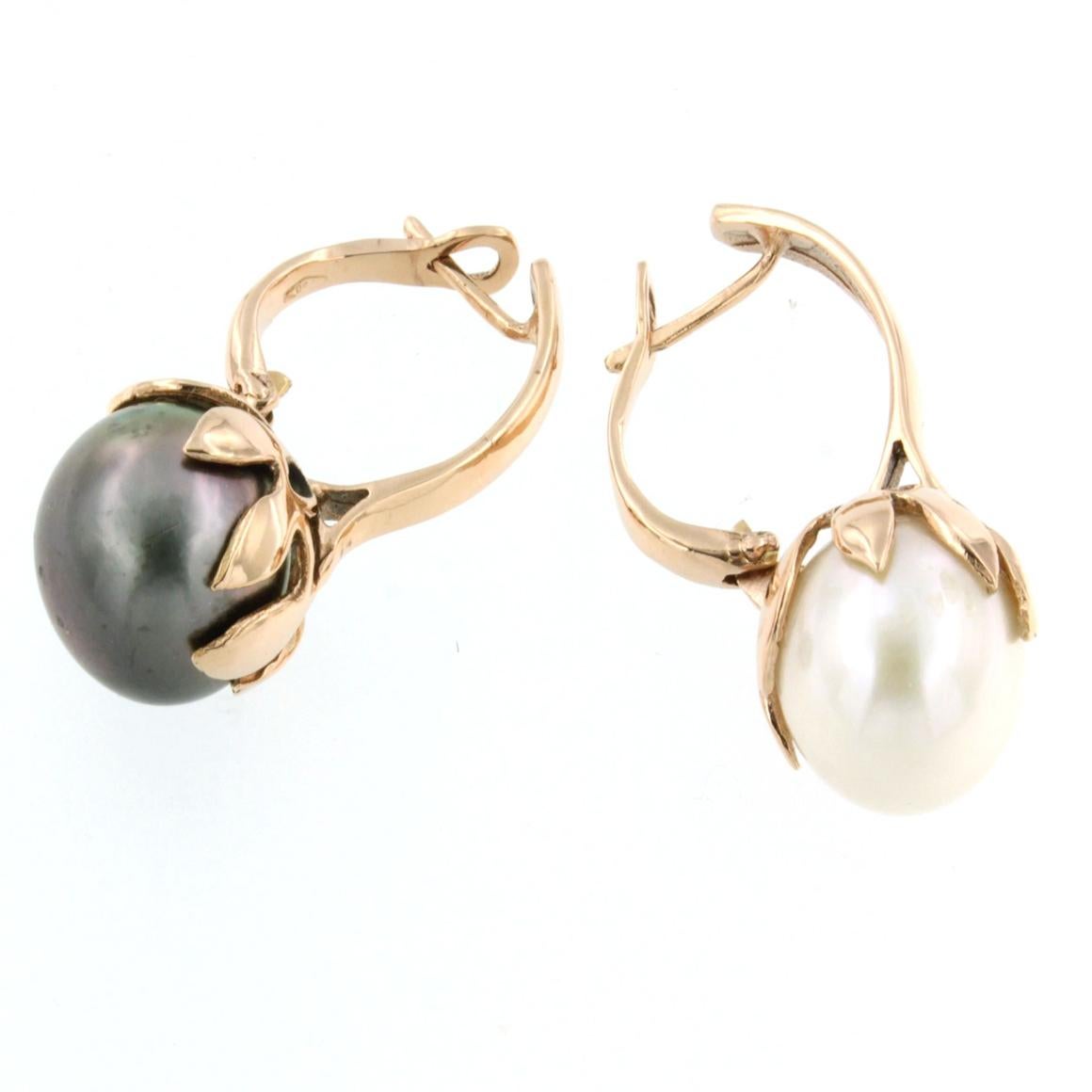 Diseño clásico para estos pendientes alternativos en oro rosa con perlas de distintos colores, fabricados a mano en Italia por la joyería Stanoppi desde 1948.
Pendientes clásicos y de moda en oro rosa de 18 quilates con Tahití  Perla ( 12 mm) y