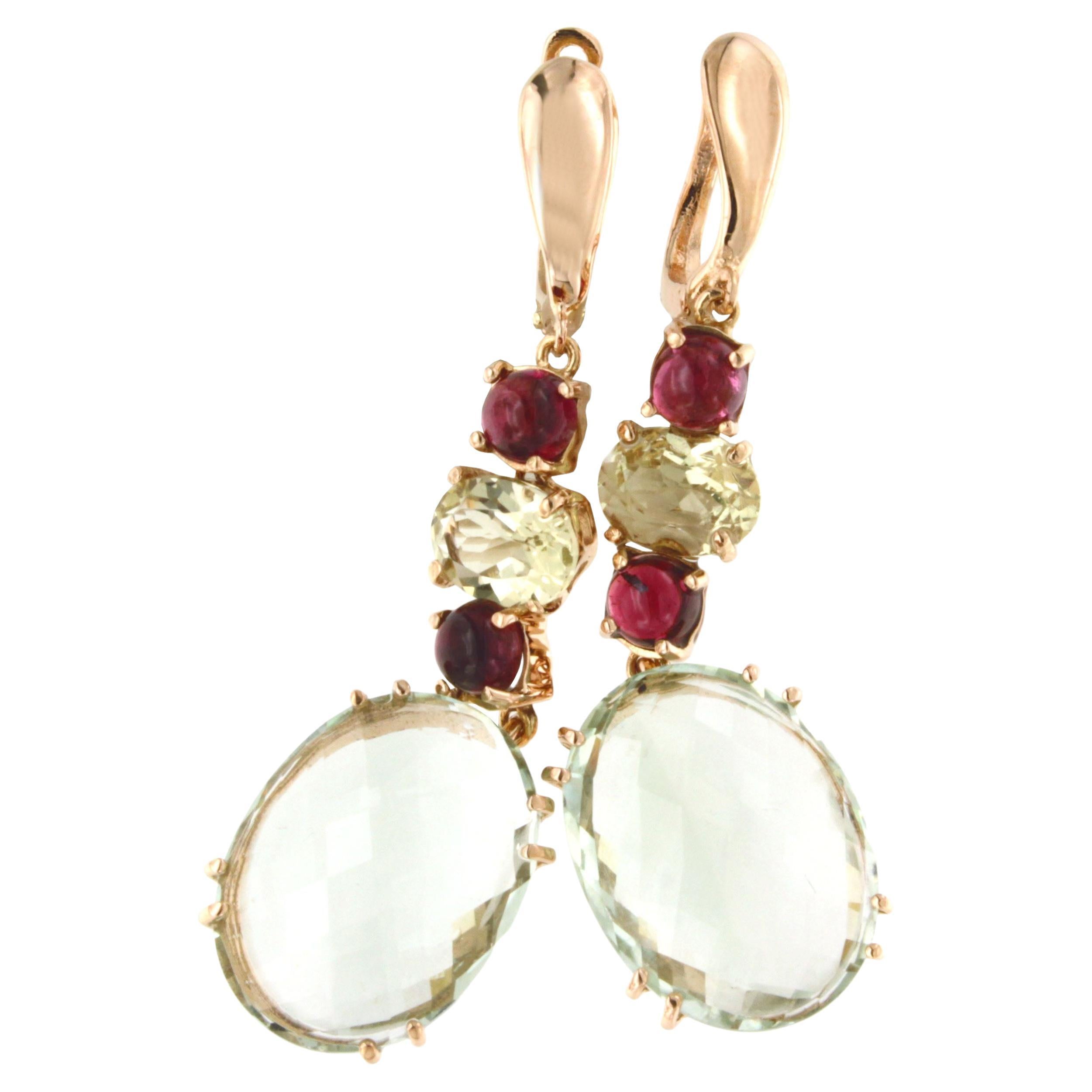 Boucles d'oreilles contemporaines modernes en or rose 18 carats avec tourmaline, toursiolite et quartz 