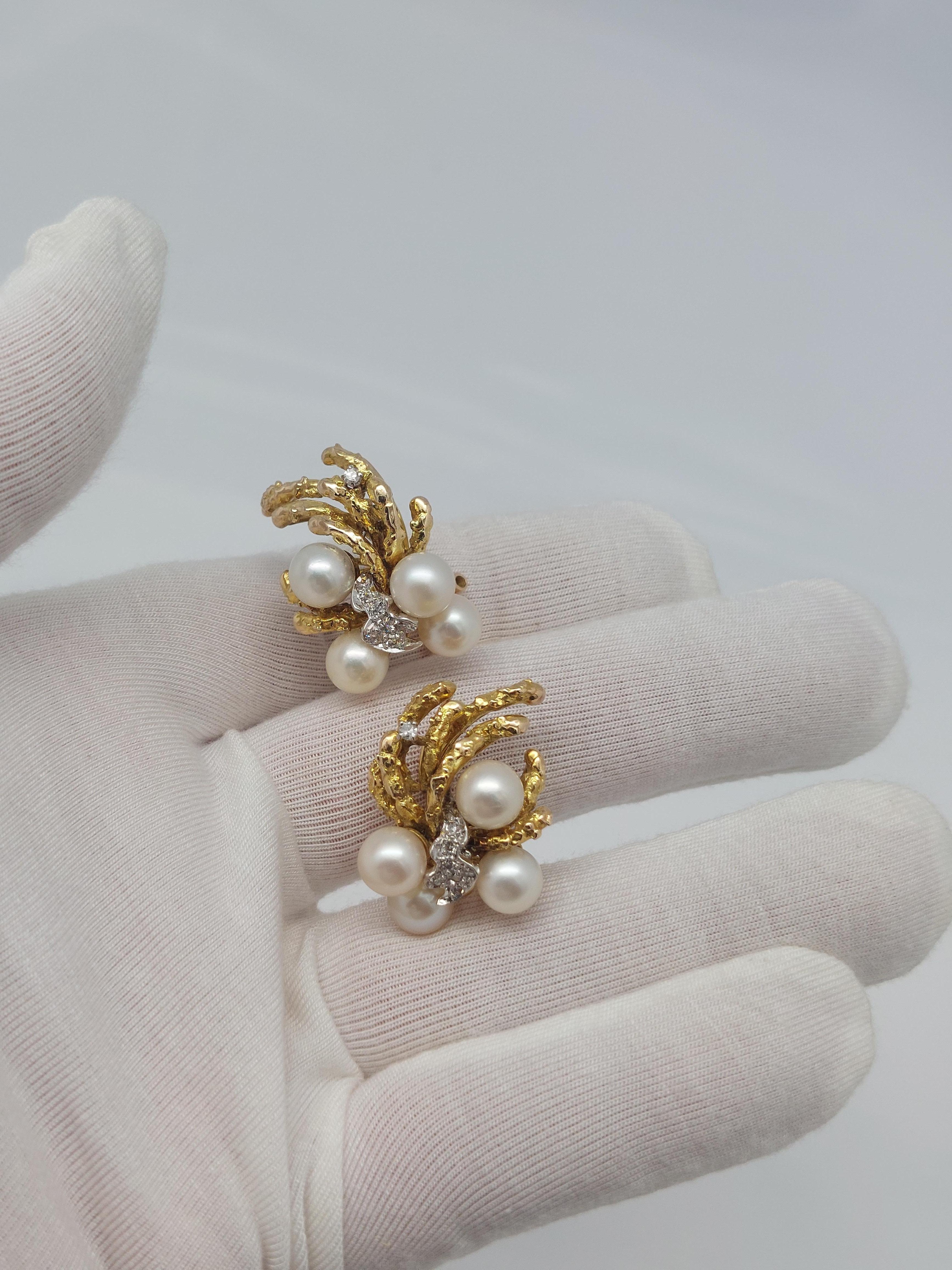 Set di orecchini e spilla con perle e diamanti 18KT di Fordley in vendita 7